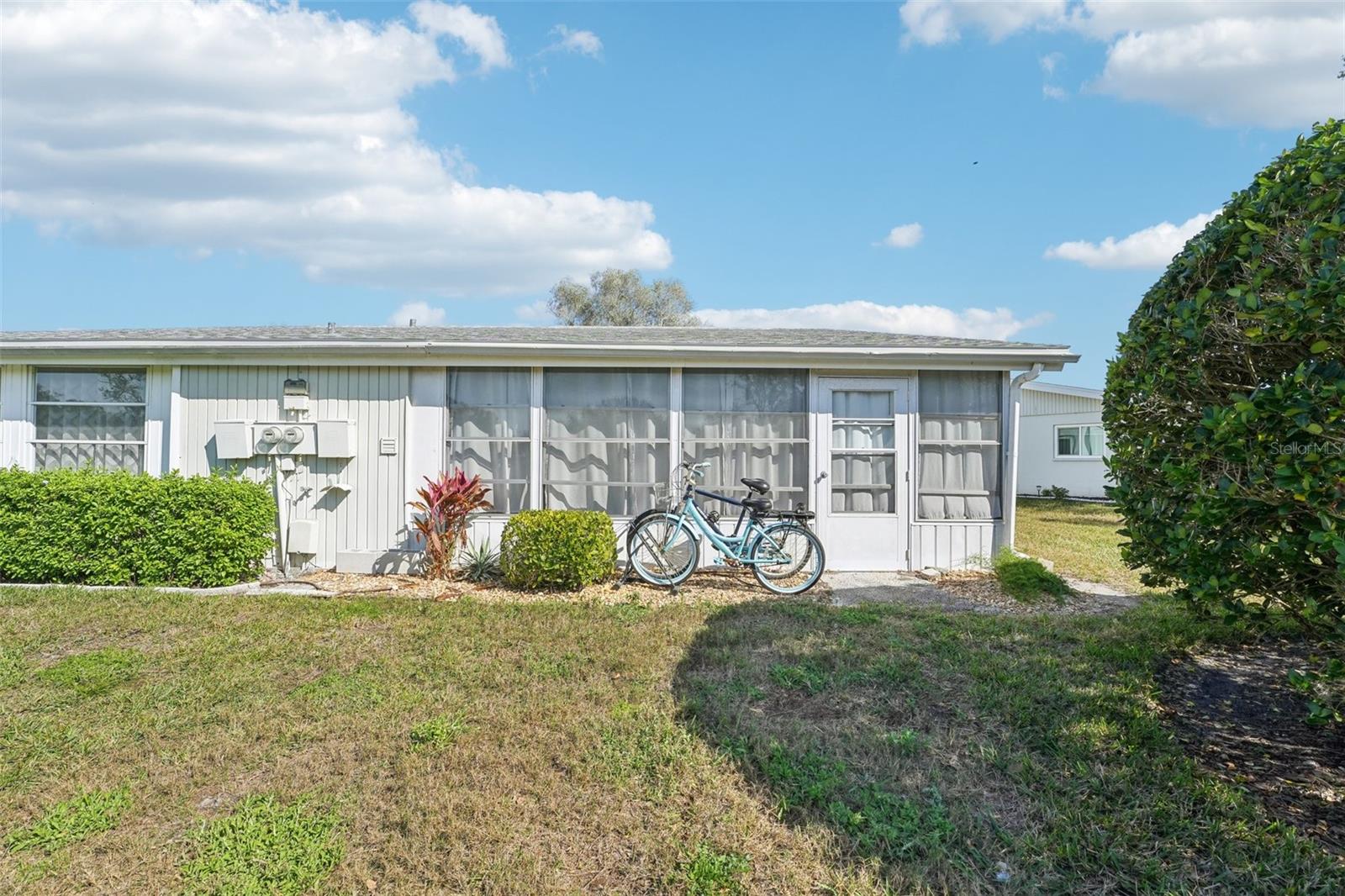 301 ANDOVER PL S #185