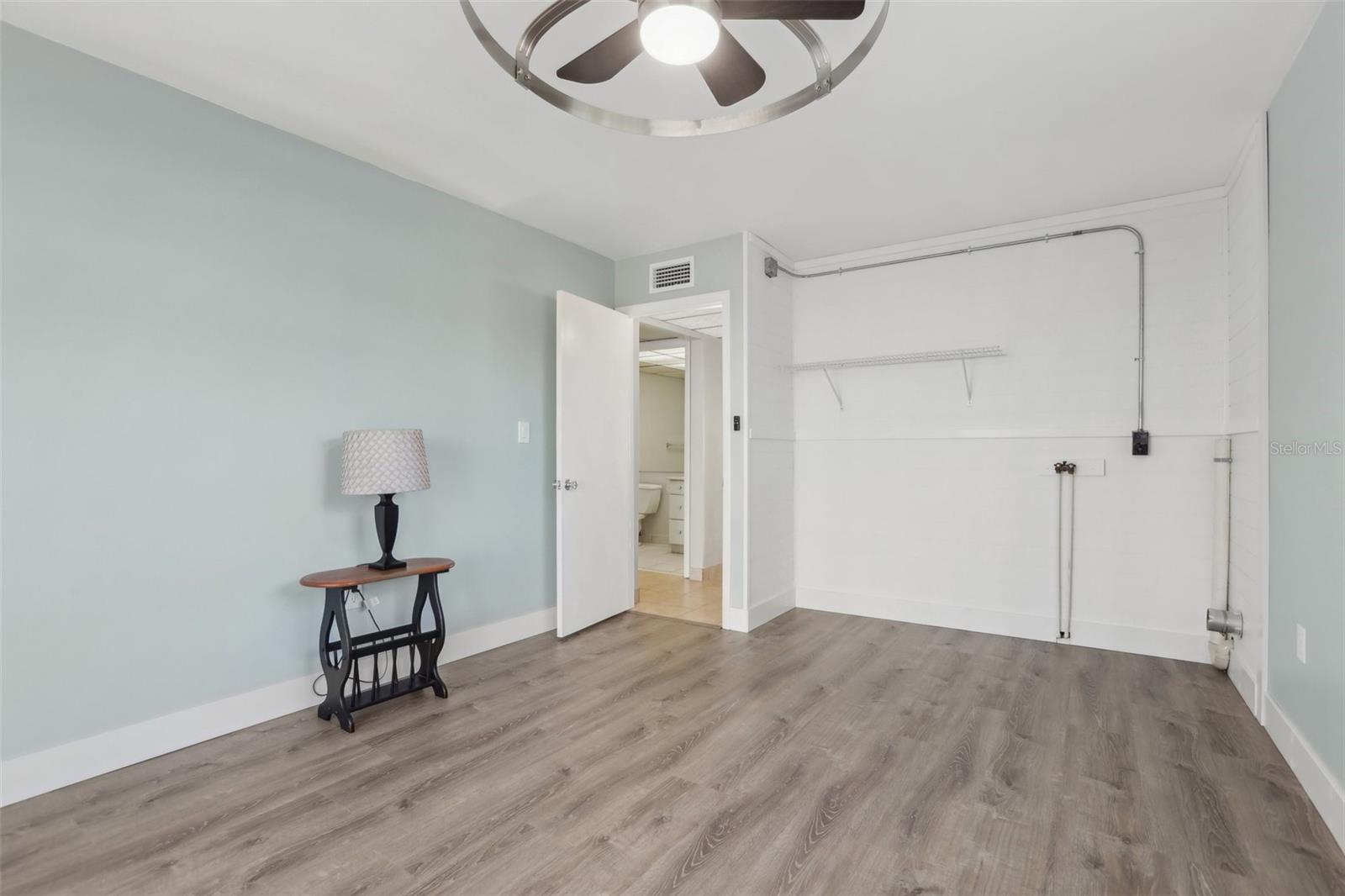 1901 ANDOVER WAY #32