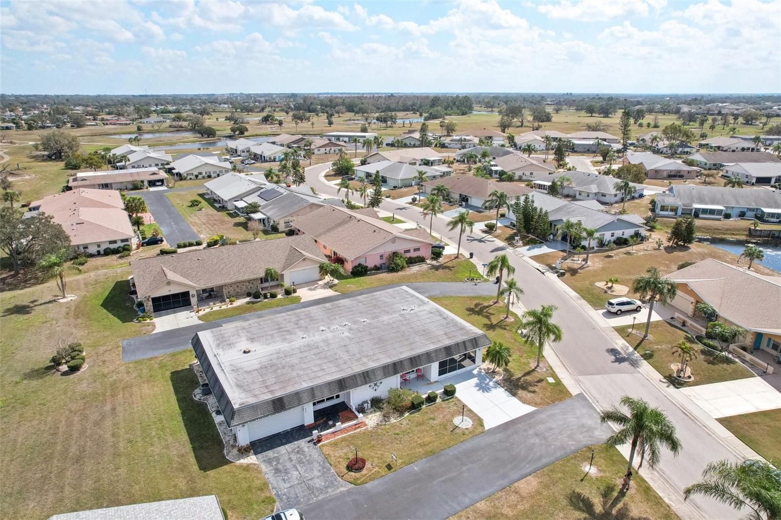 334 CLUB MANOR DR