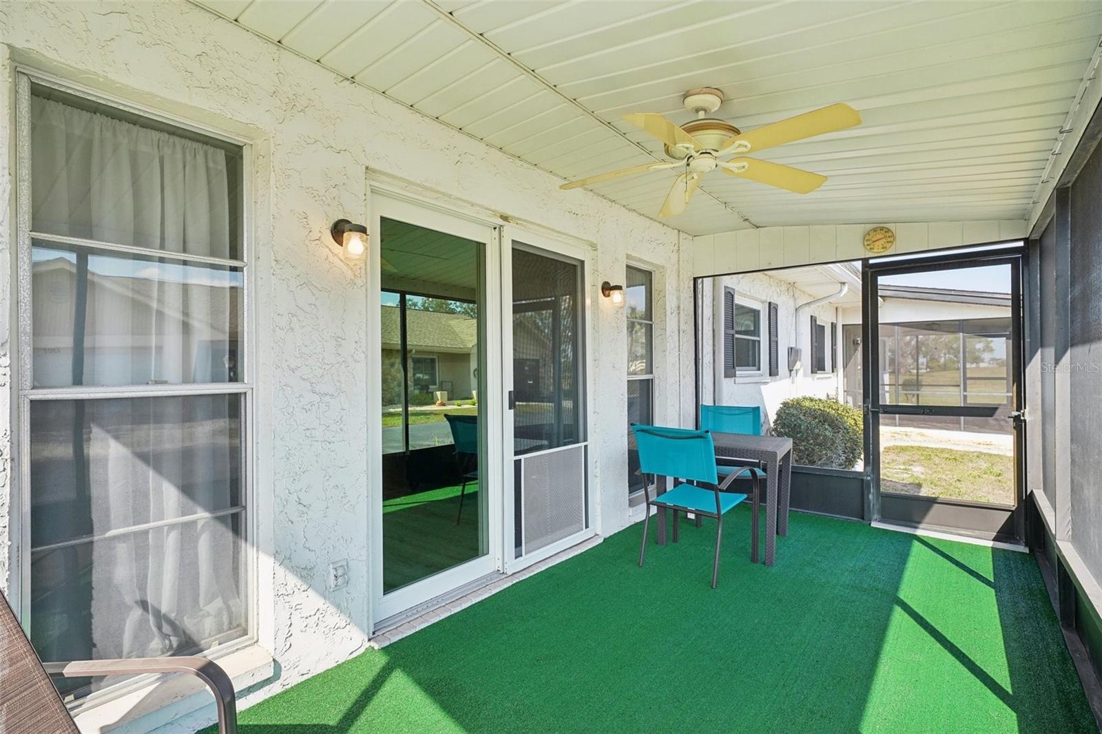 334 CLUB MANOR DR