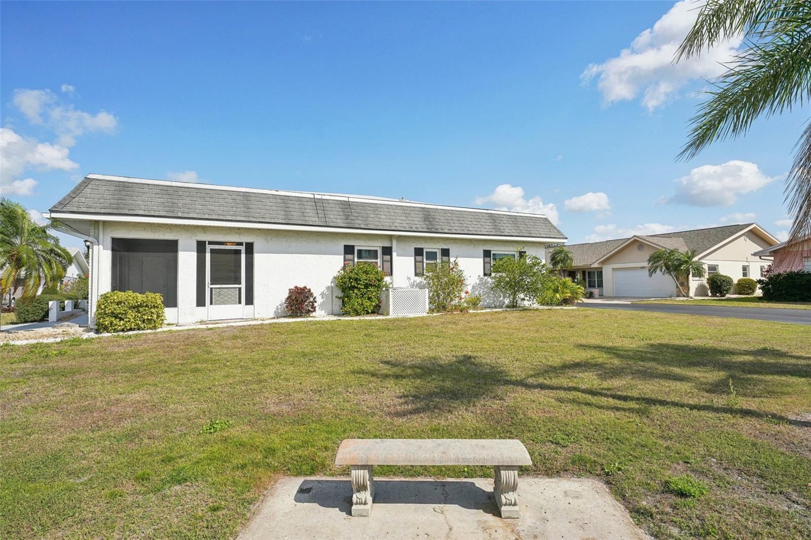 334 CLUB MANOR DR