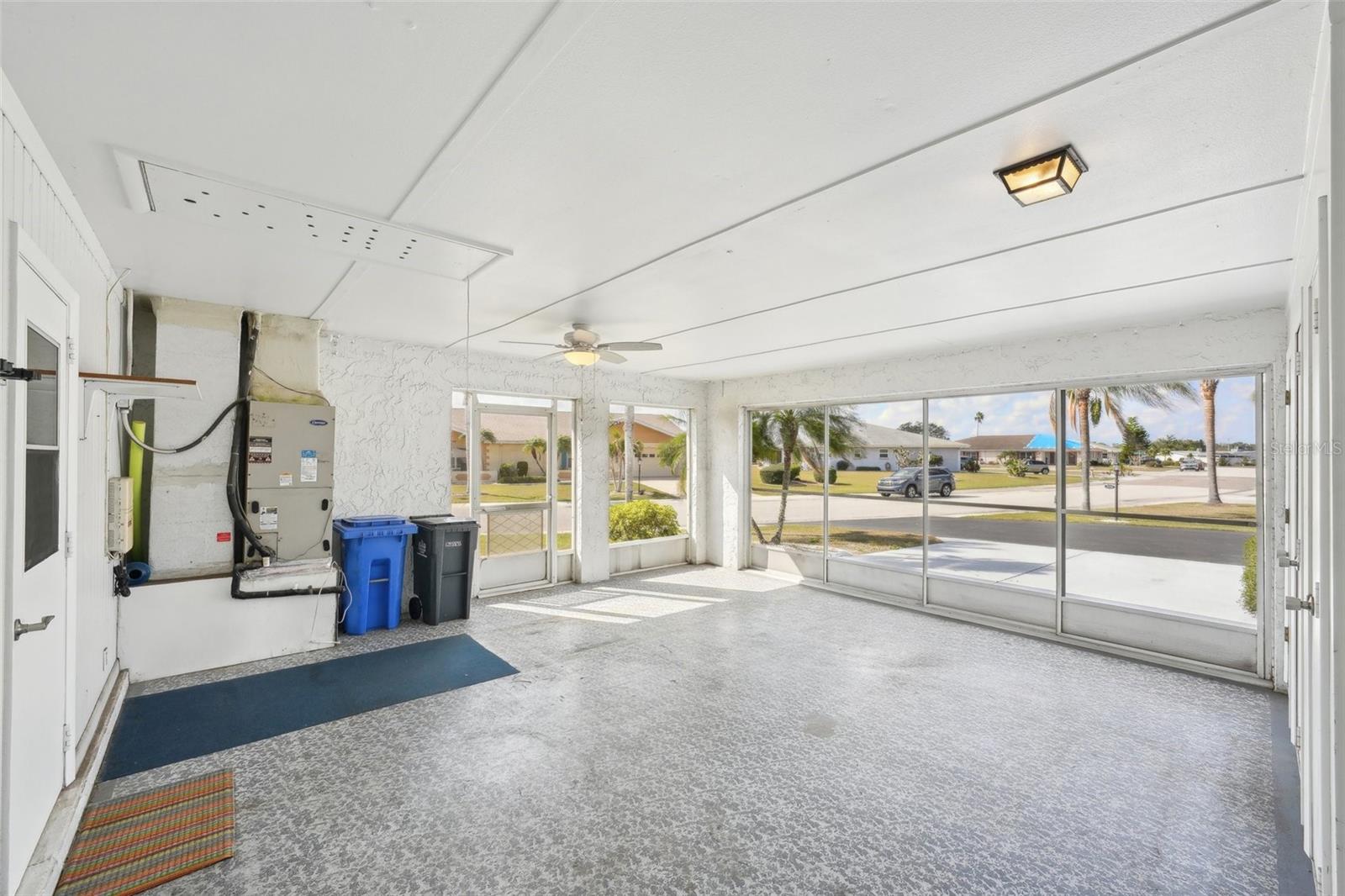 334 CLUB MANOR DR