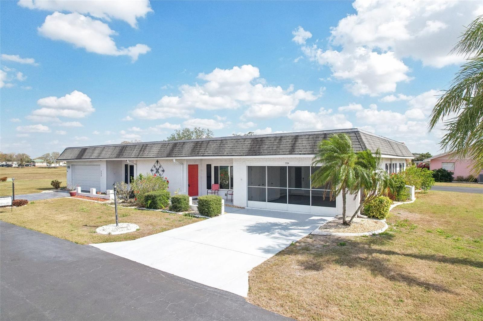 334 CLUB MANOR DR