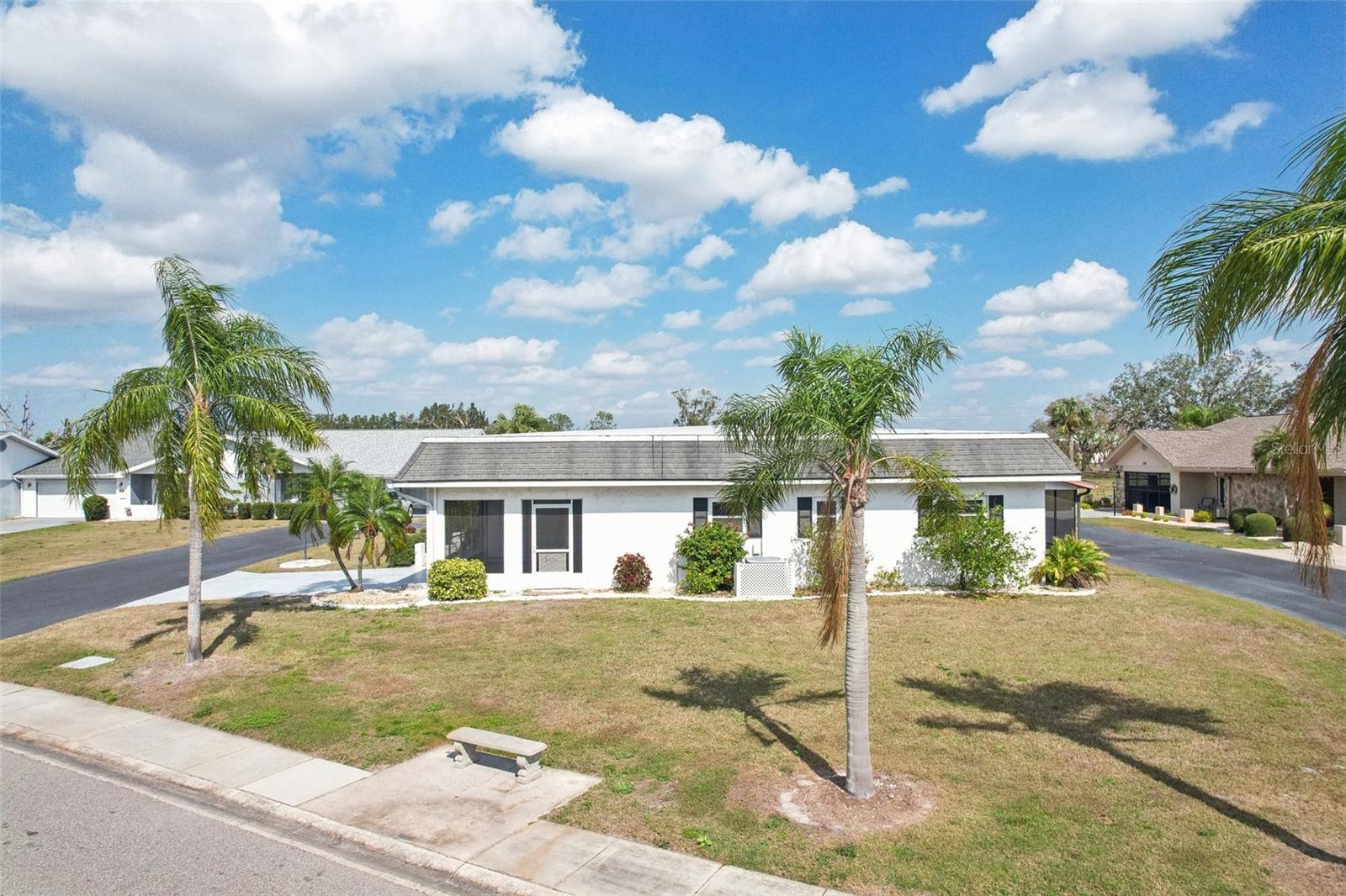 334 CLUB MANOR DR