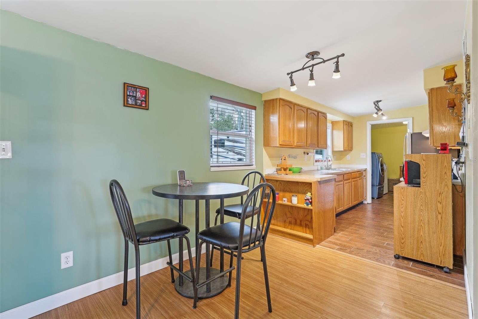 848 CASSELBERRY DR