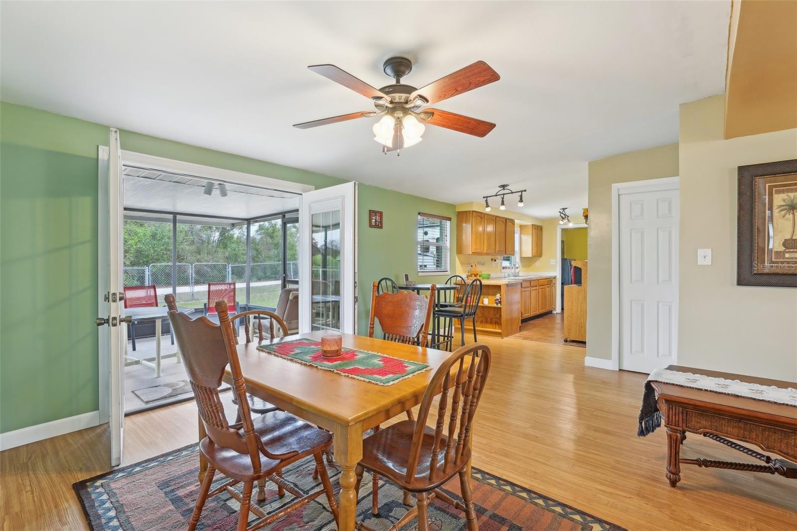 848 CASSELBERRY DR