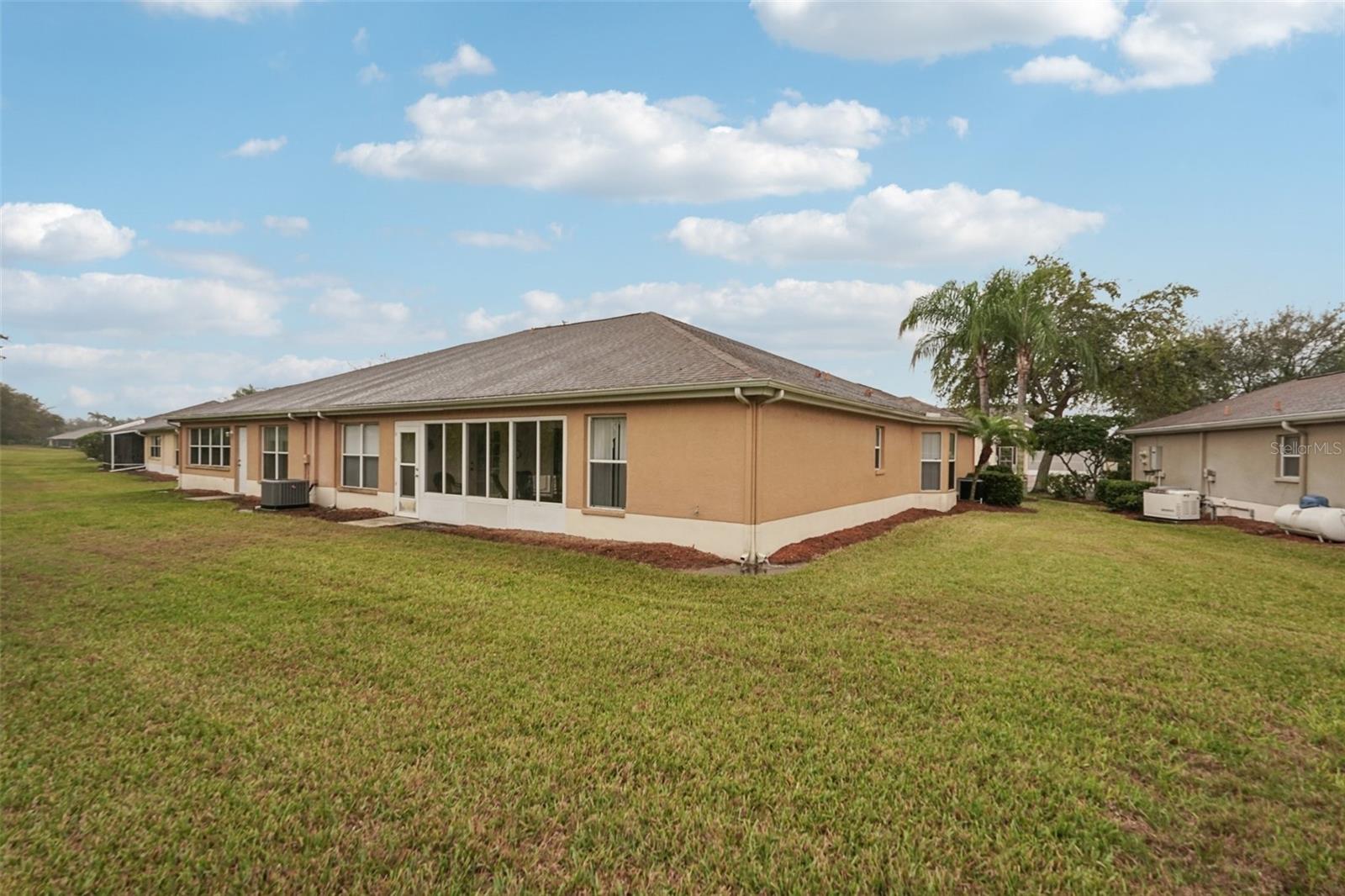 2243 WORTHINGTON GREENS DR