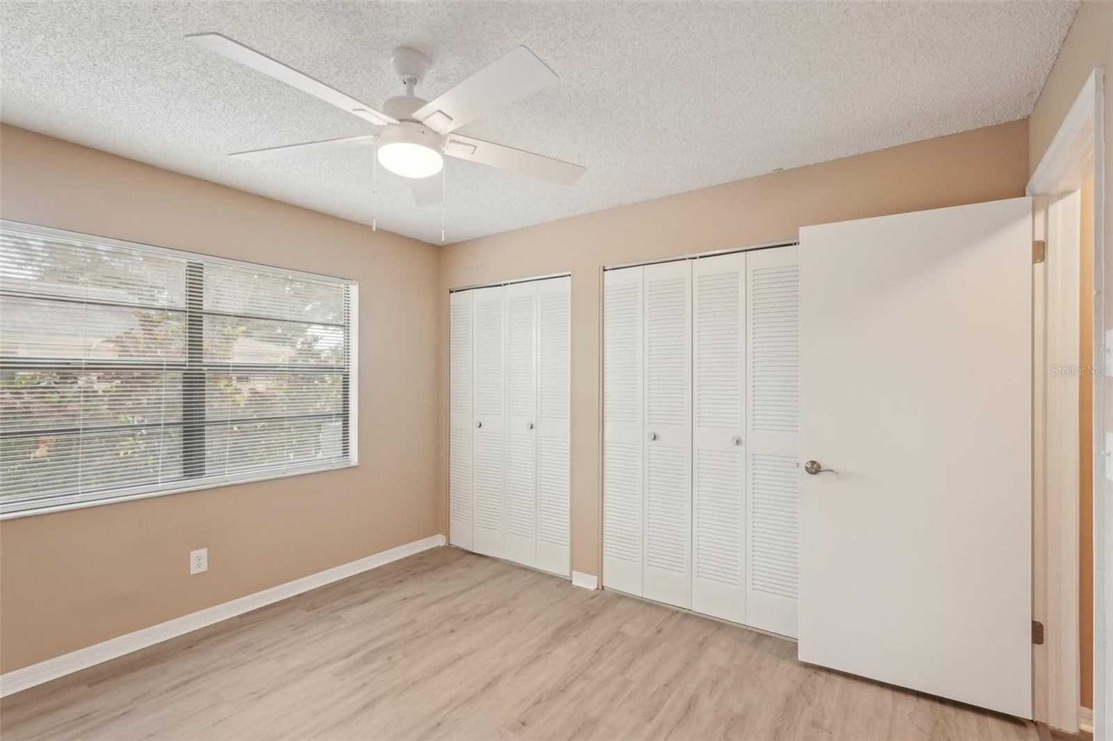 2529 LANCASTER DR