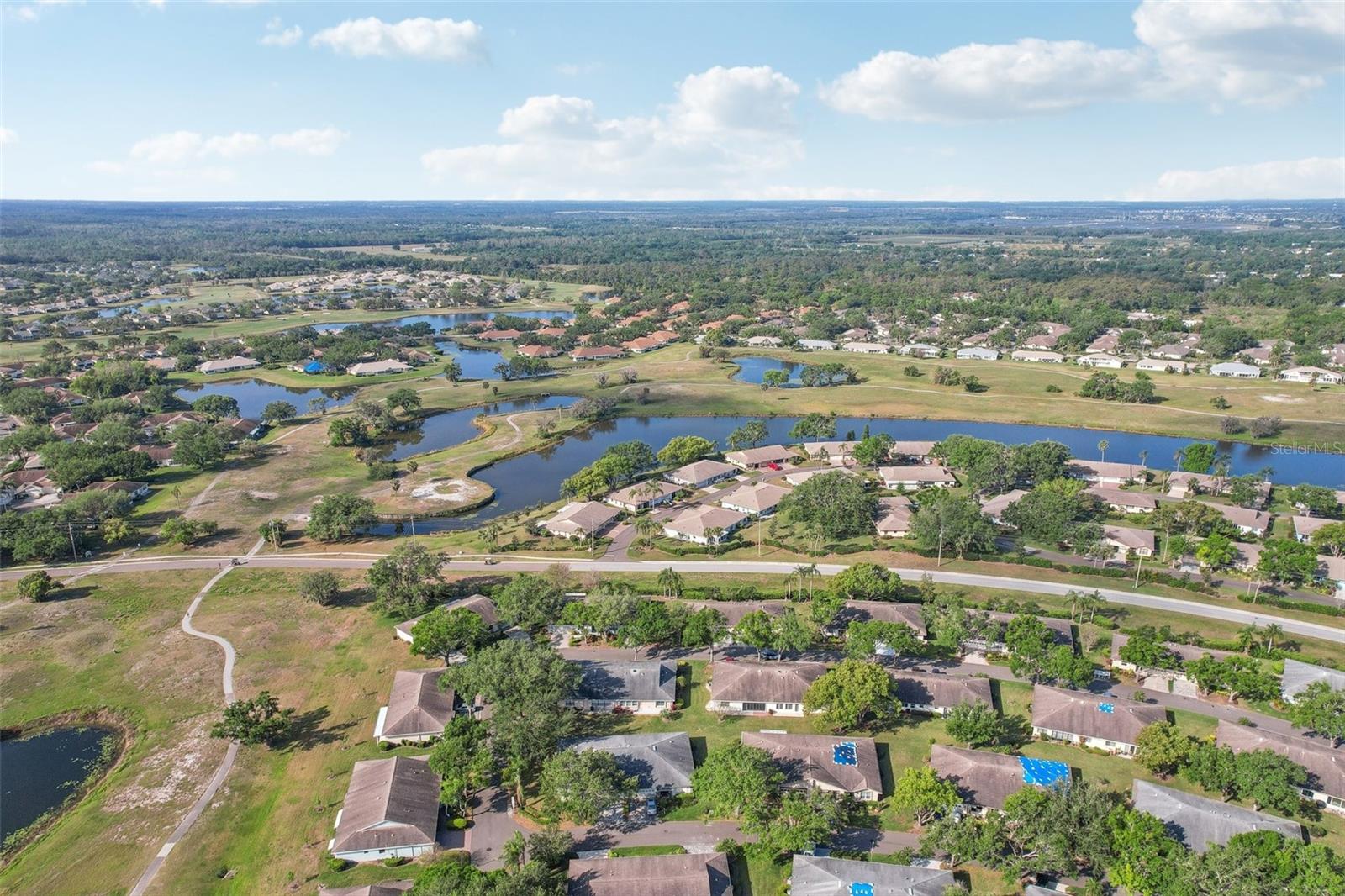 2529 LANCASTER DR