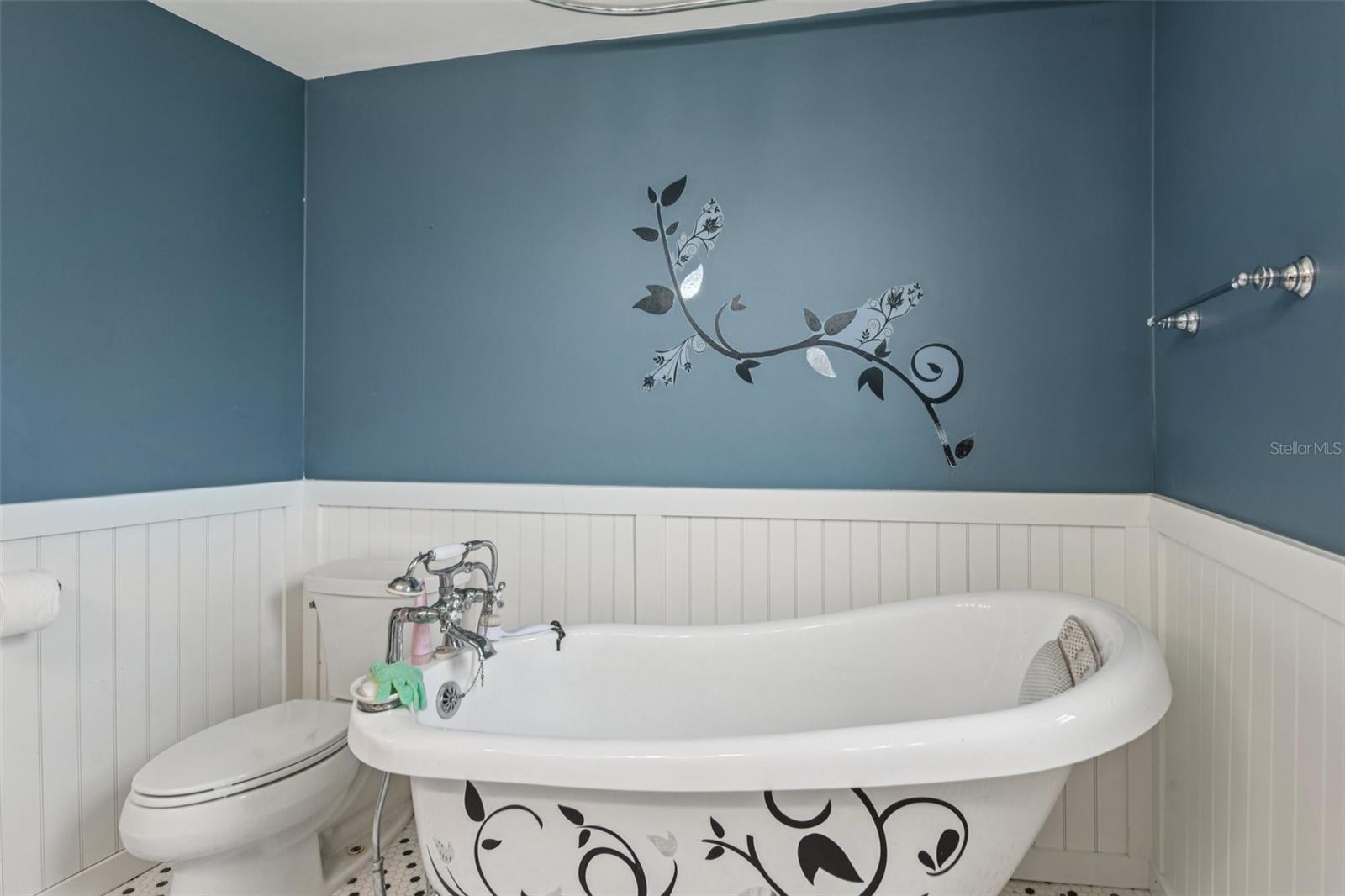 6357 SPANISH MAIN DR