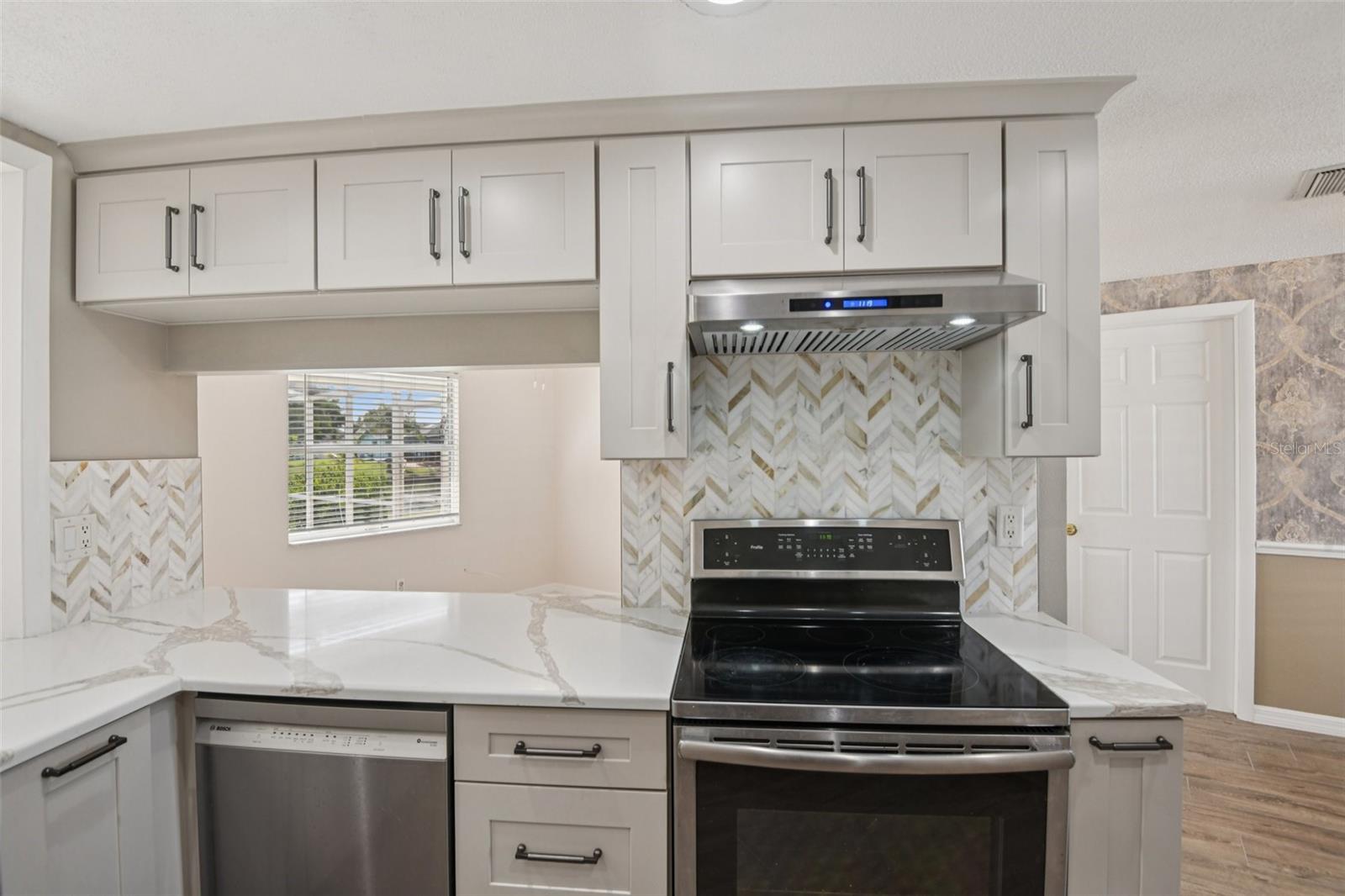 6357 SPANISH MAIN DR