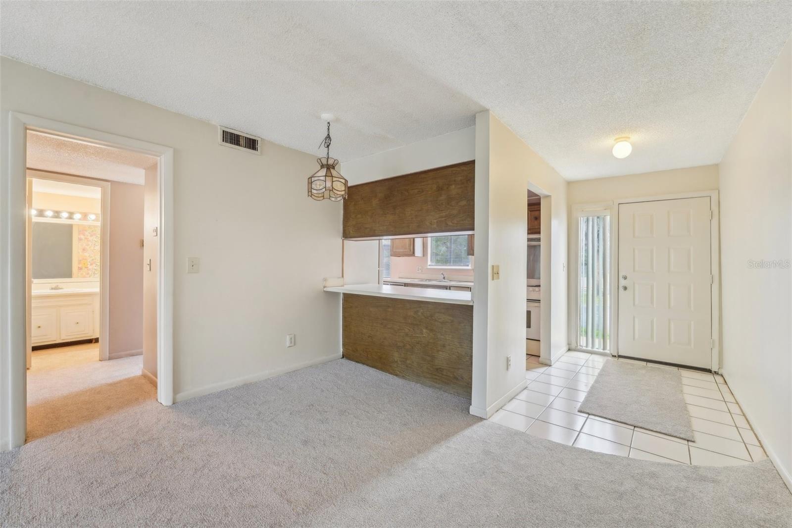 6301 NEWTOWN CIR #1A5