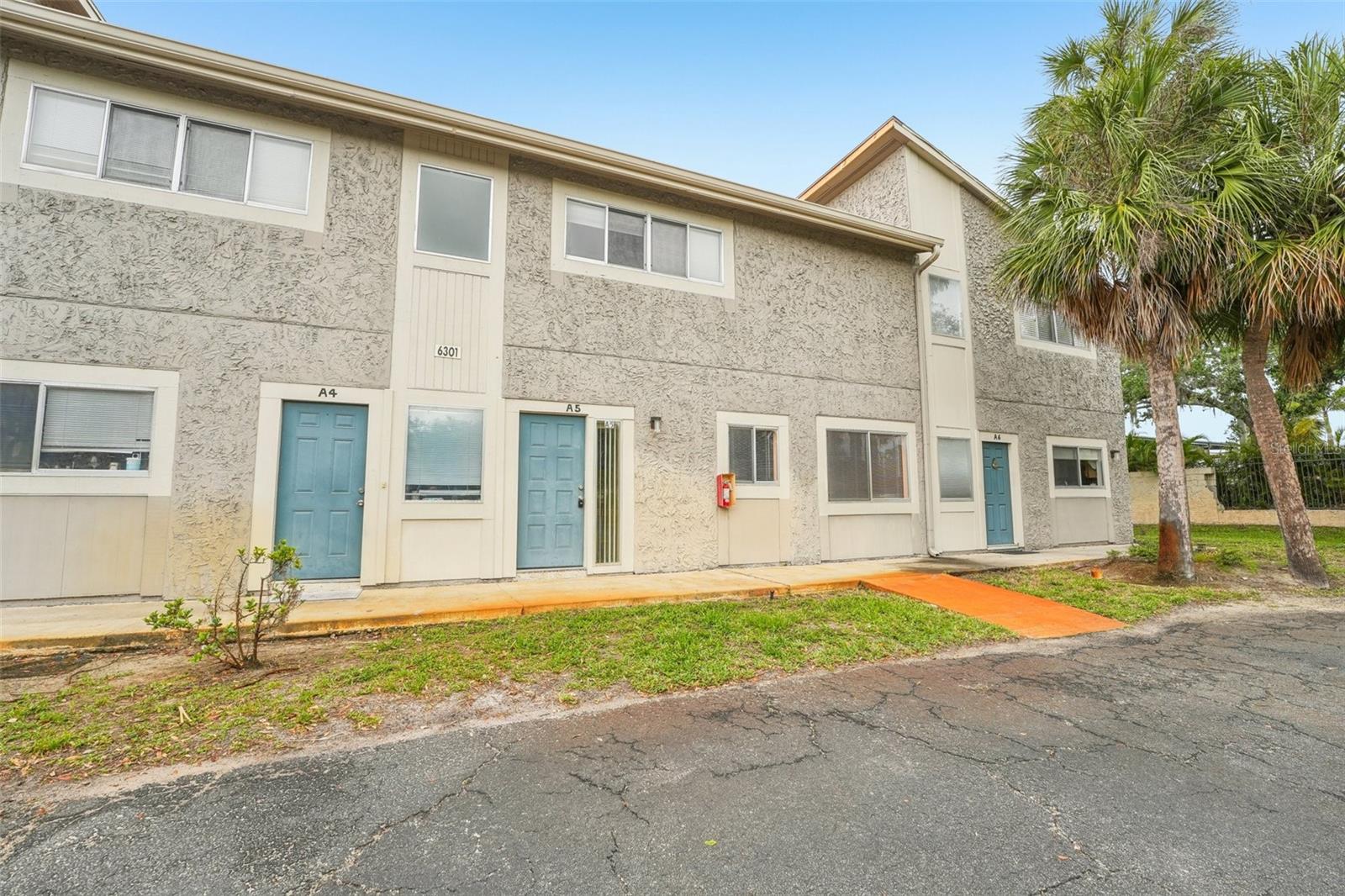 6301 NEWTOWN CIR #1A5