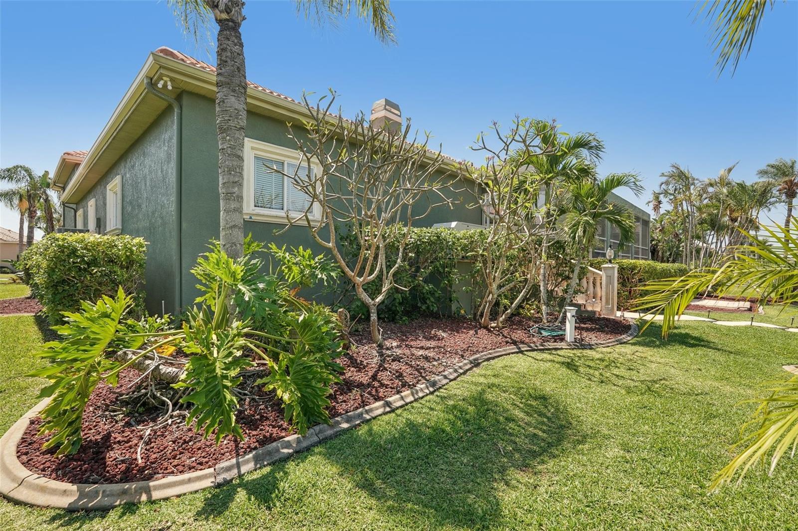 6461 RUBIA CIR