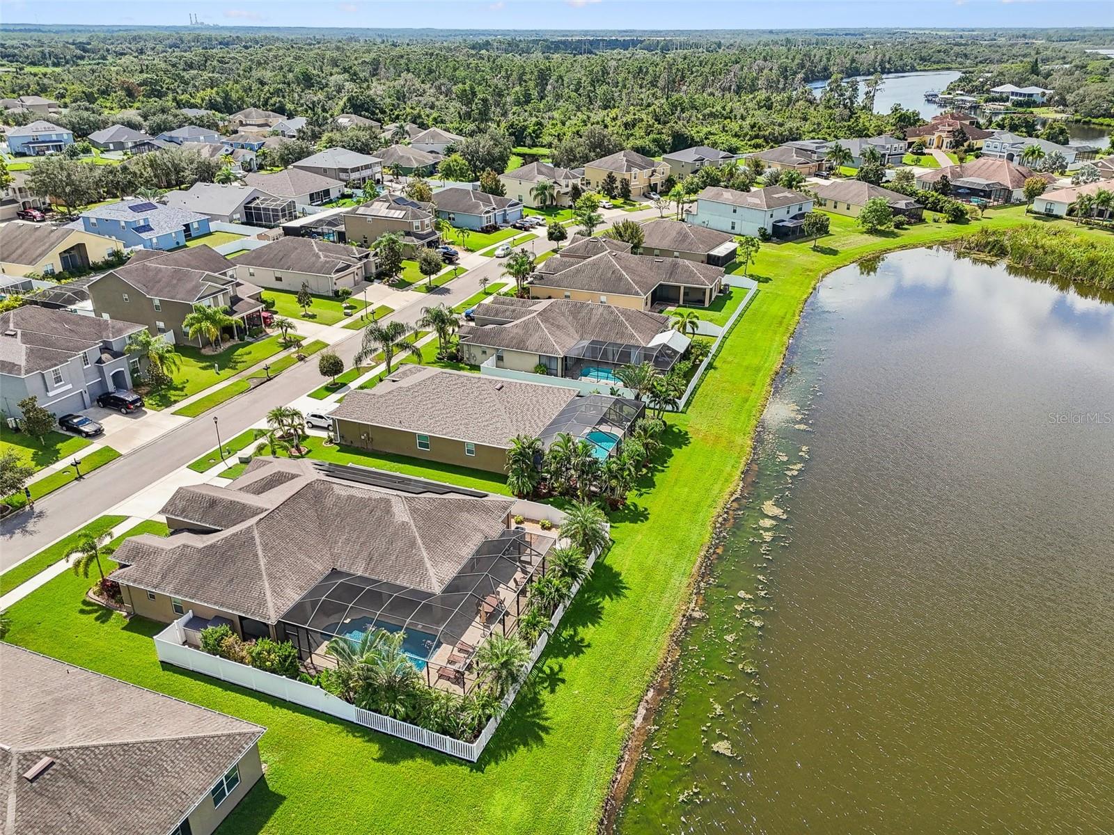 2417 CUMBERLAND CLIFF DR