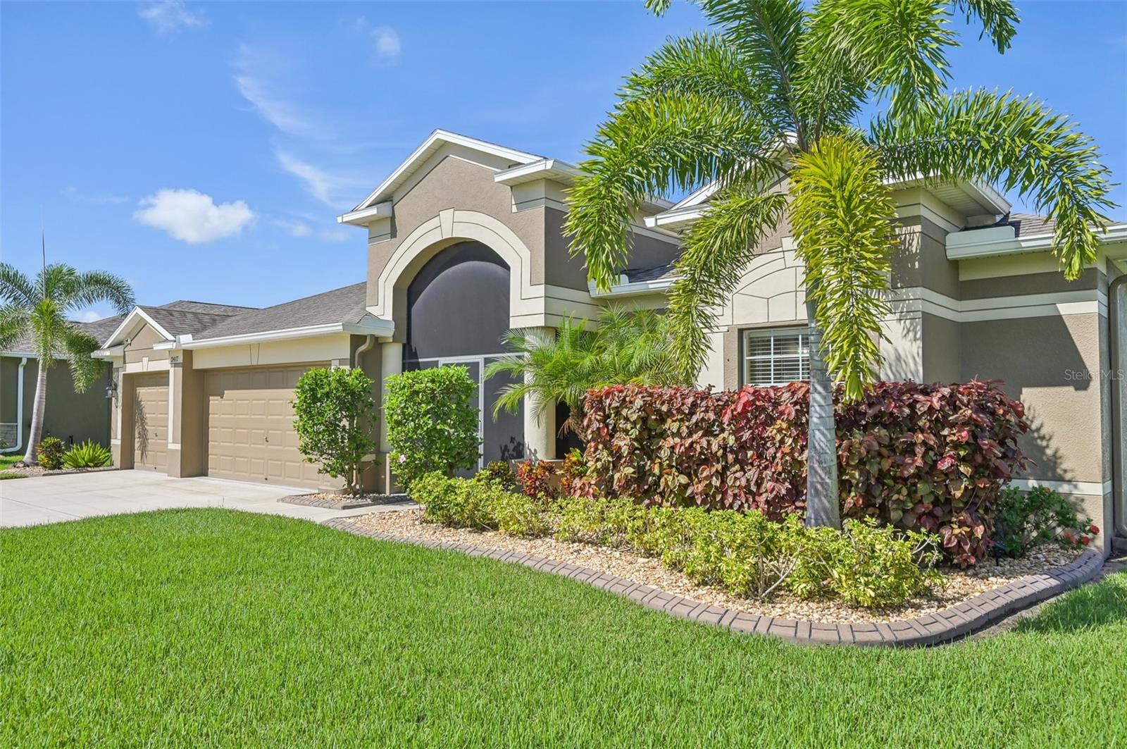 2417 CUMBERLAND CLIFF DR