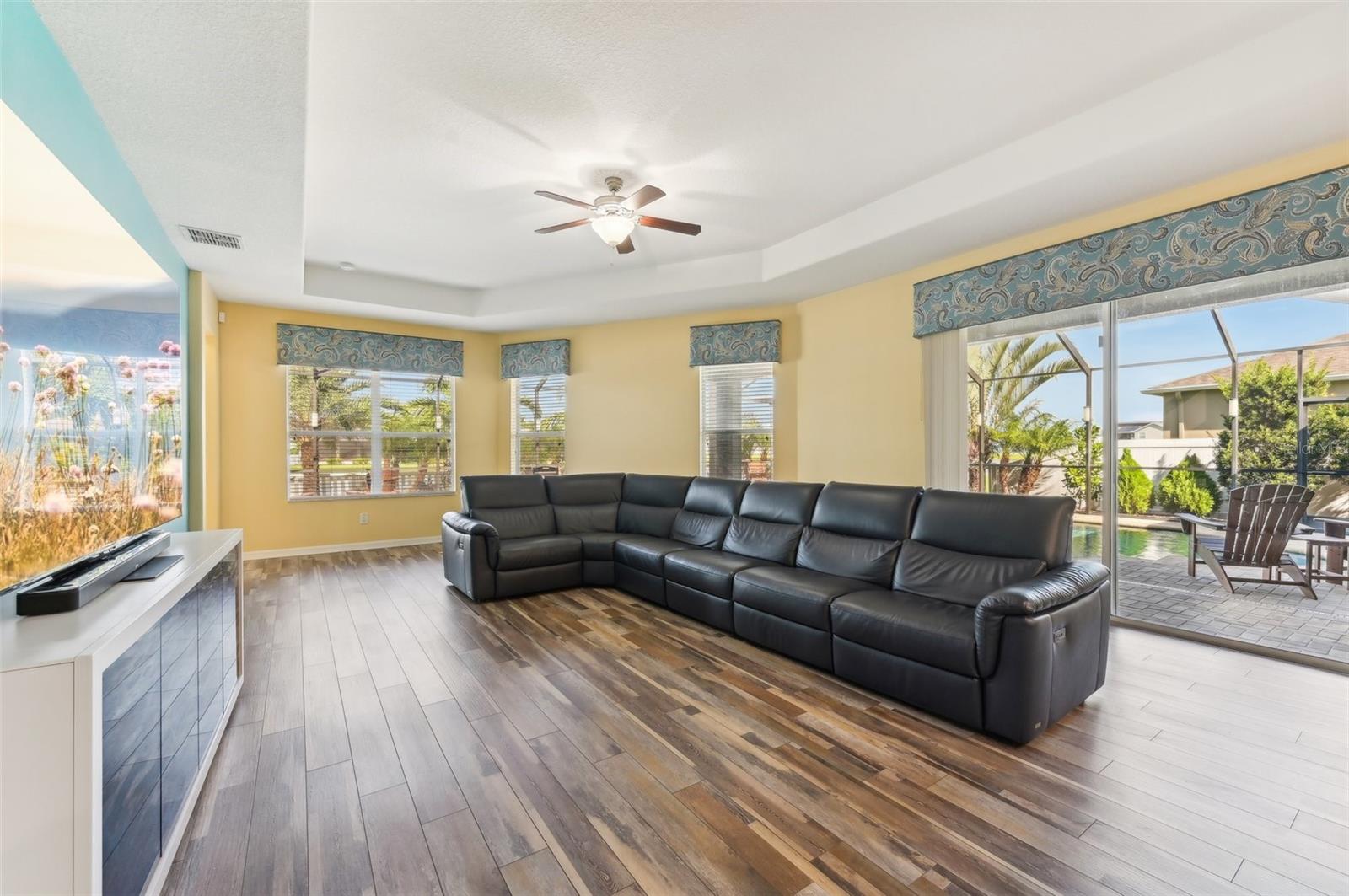 2417 CUMBERLAND CLIFF DR