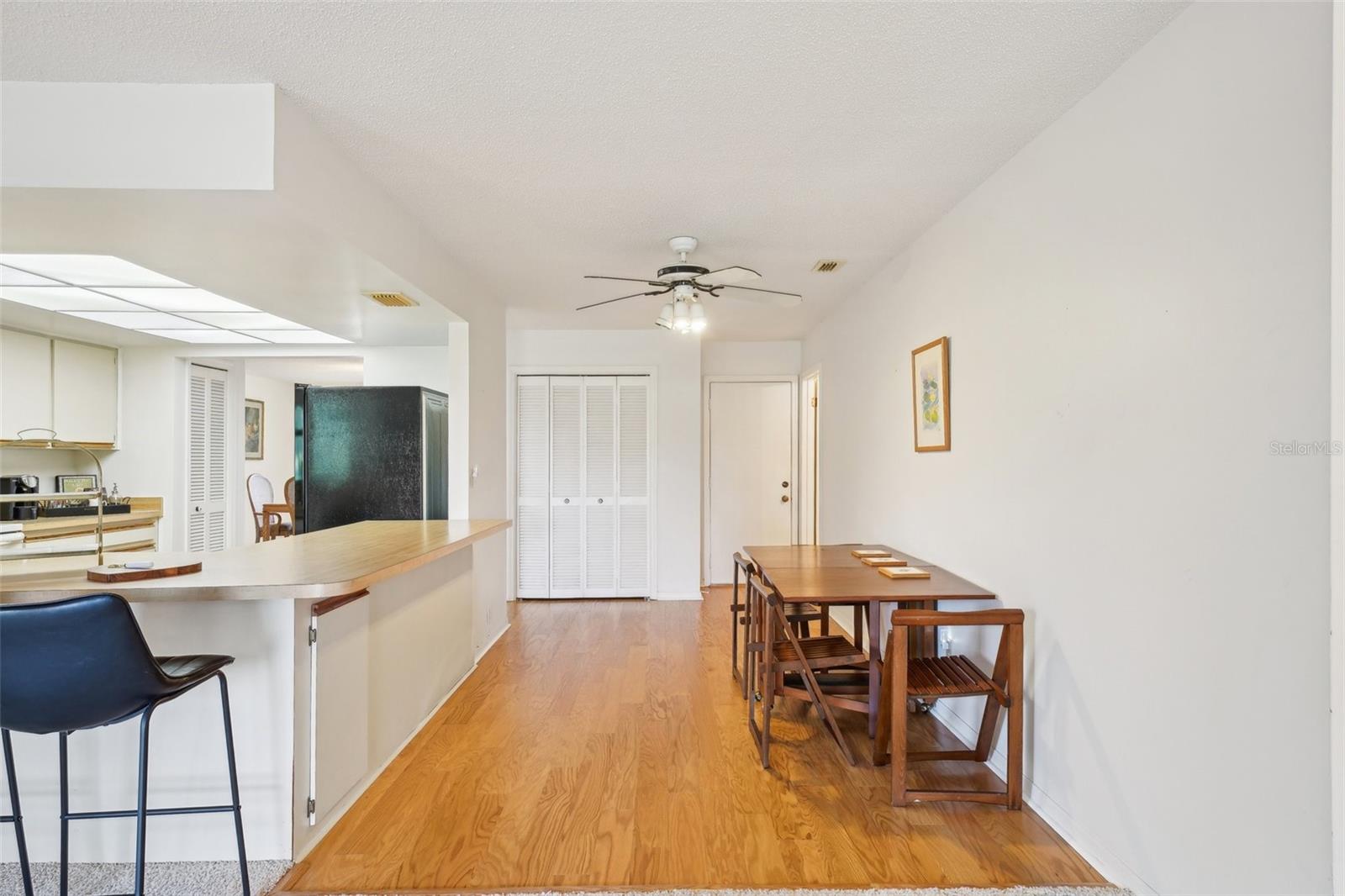 1972 WOLF LAUREL DR