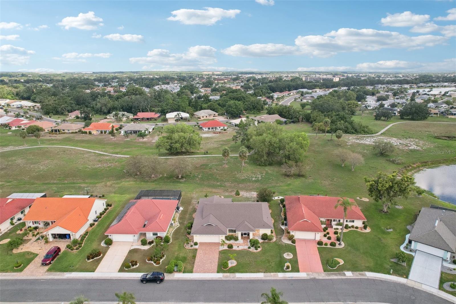 1972 WOLF LAUREL DR