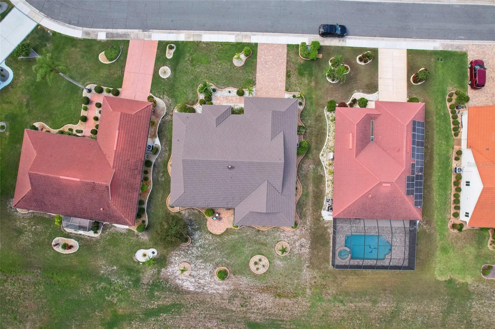 1972 WOLF LAUREL DR
