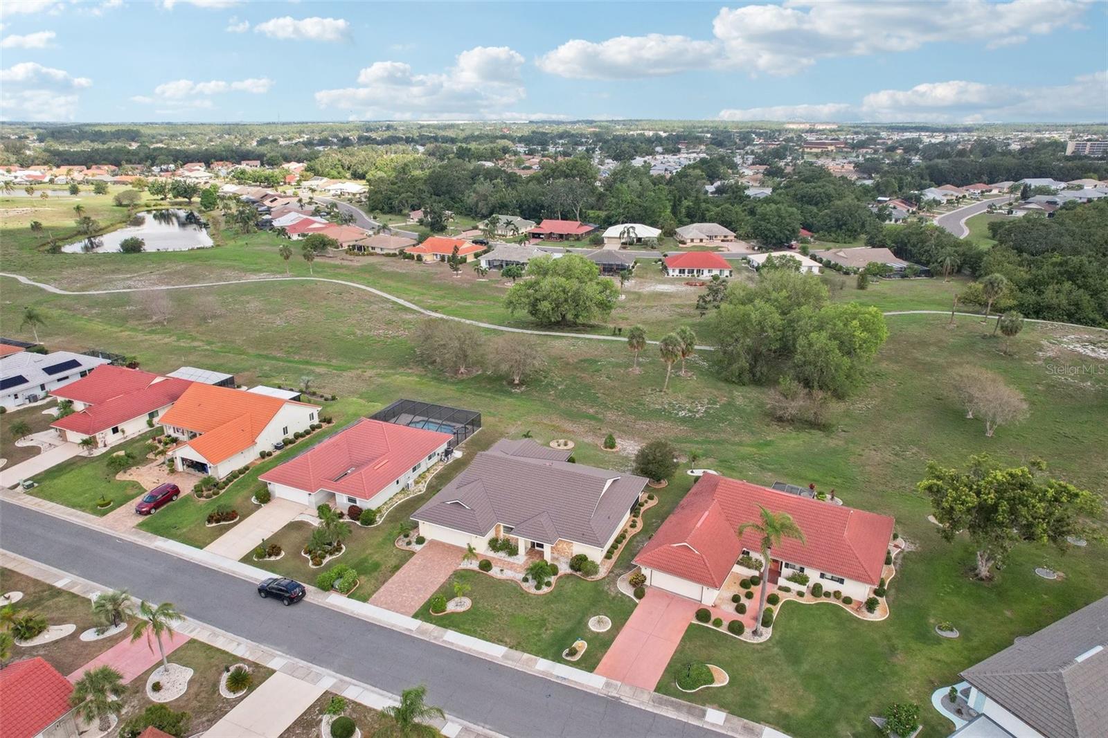 1972 WOLF LAUREL DR