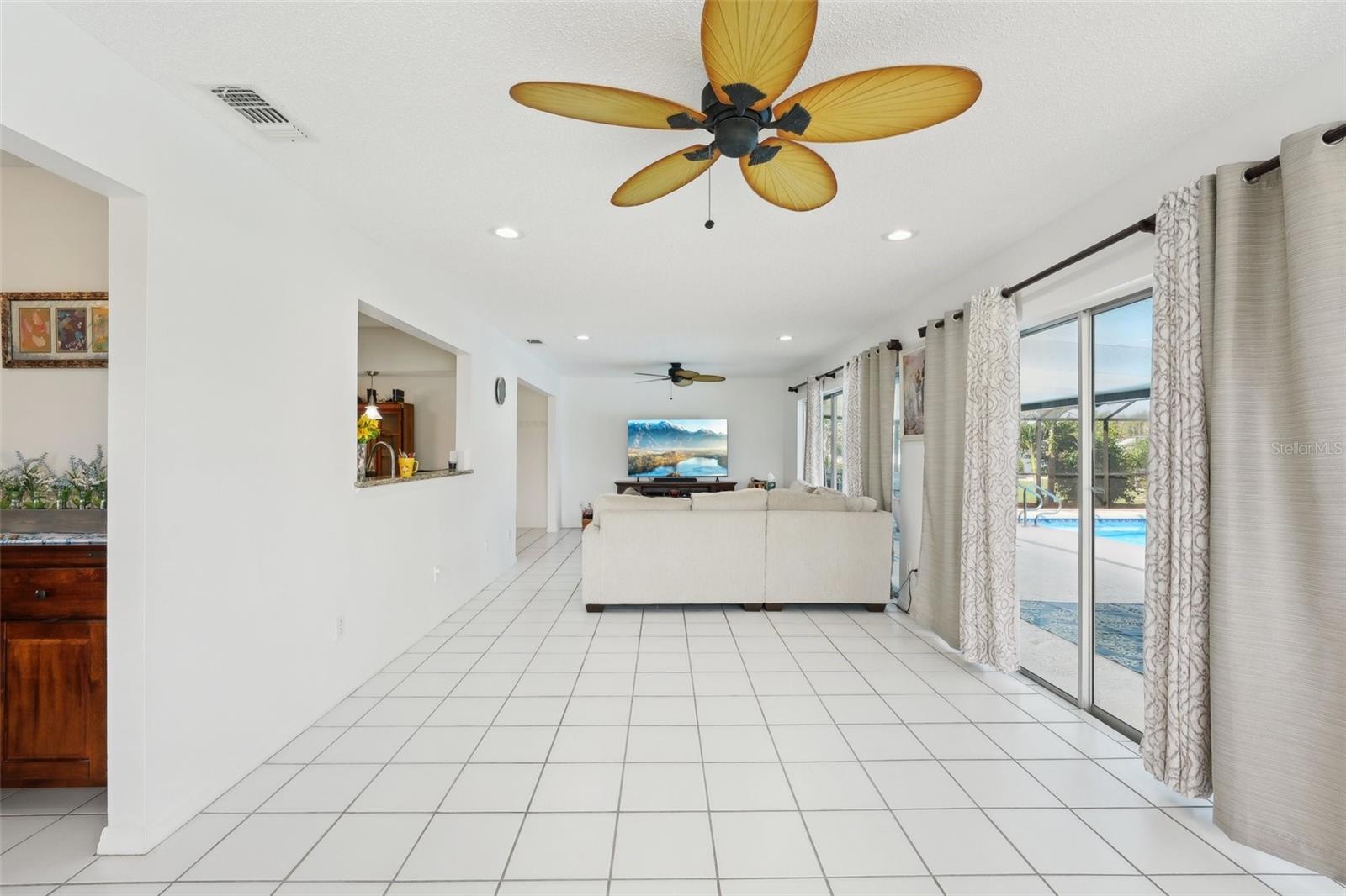 202 GRAYSON CT