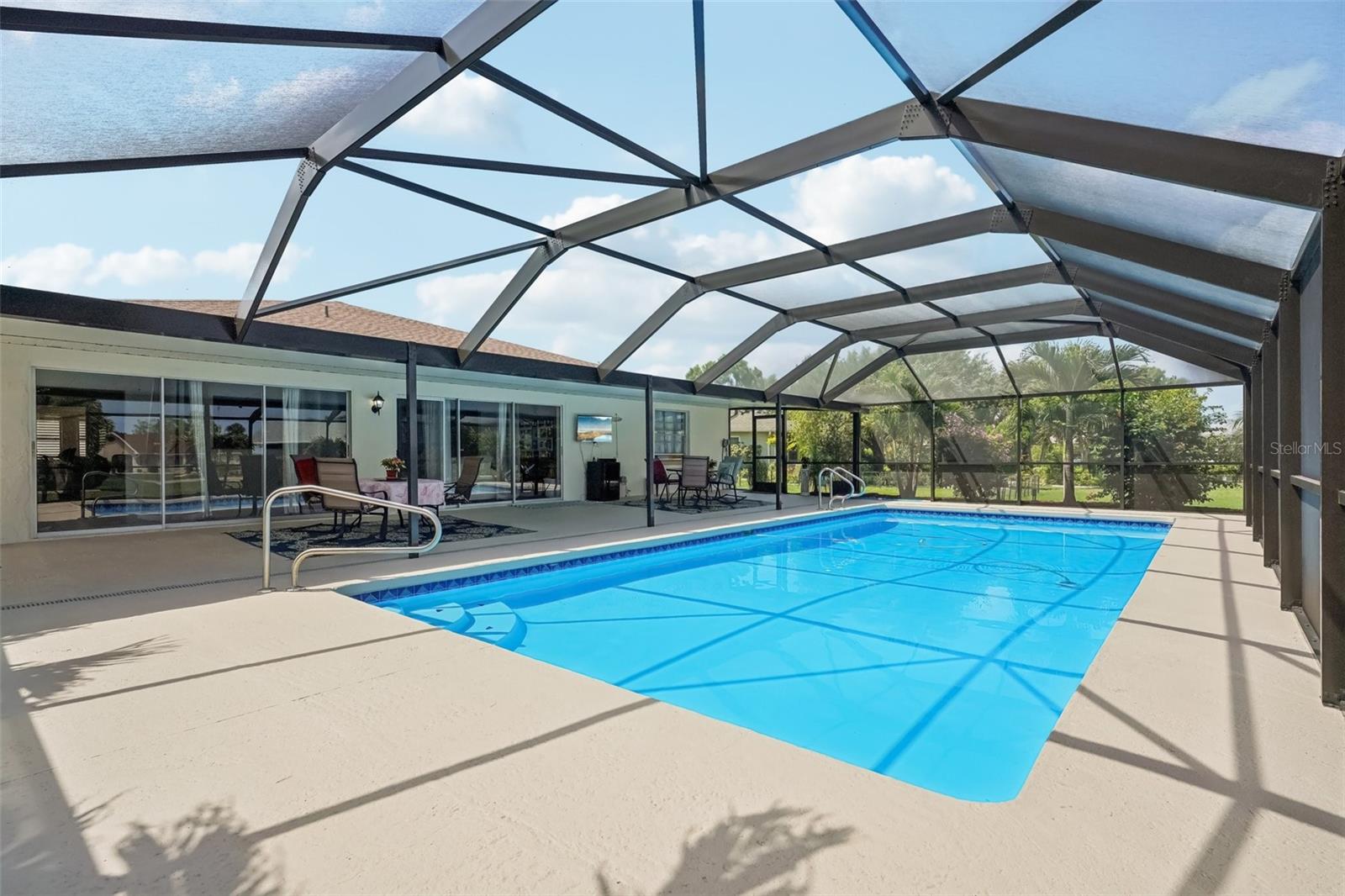 202 GRAYSON CT