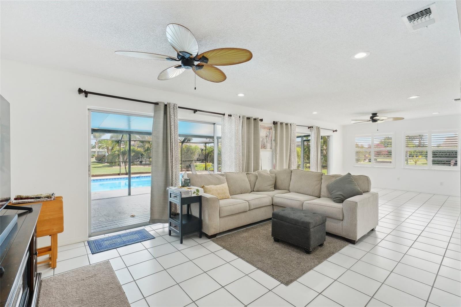 202 GRAYSON CT