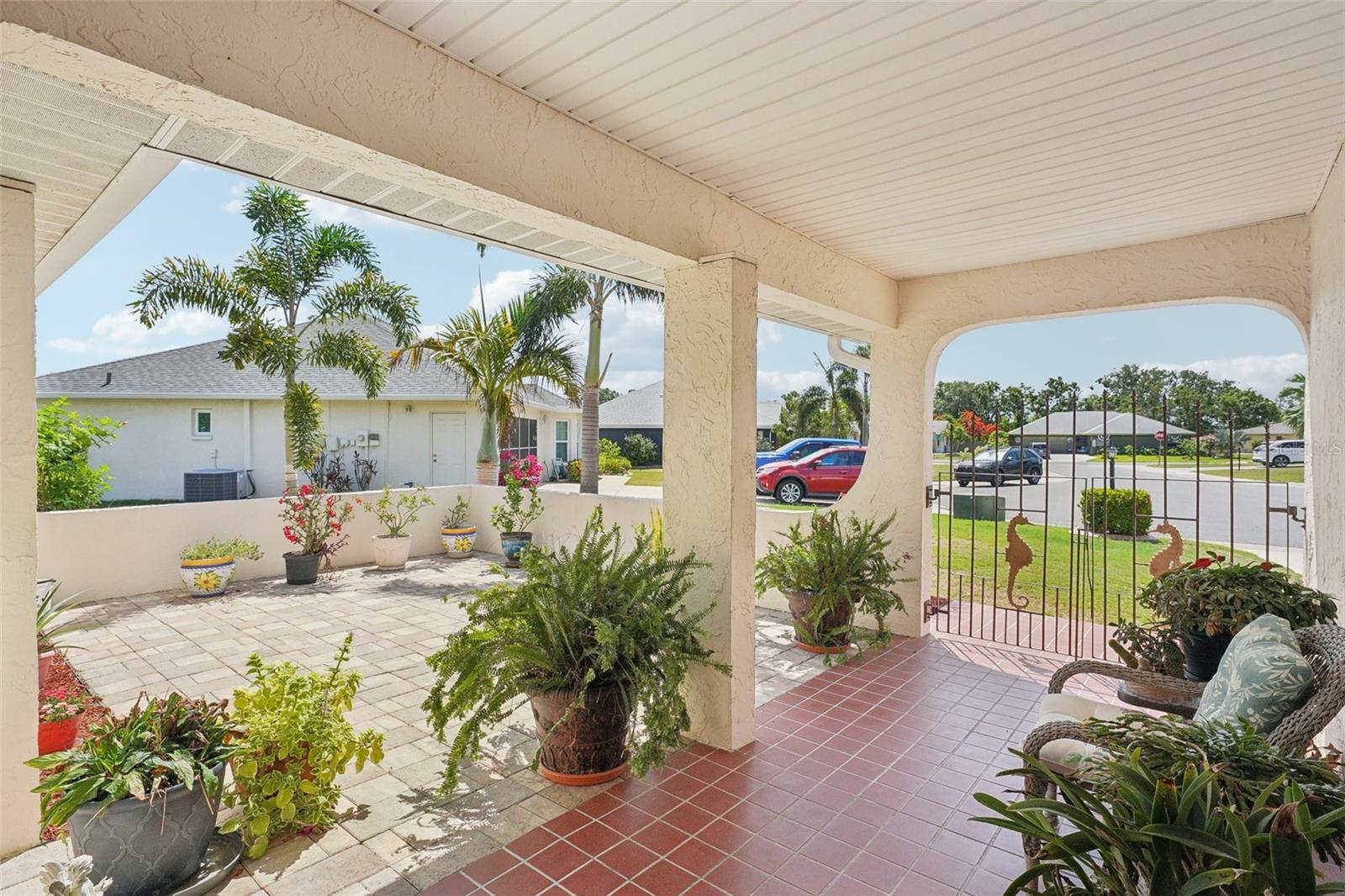 202 GRAYSON CT