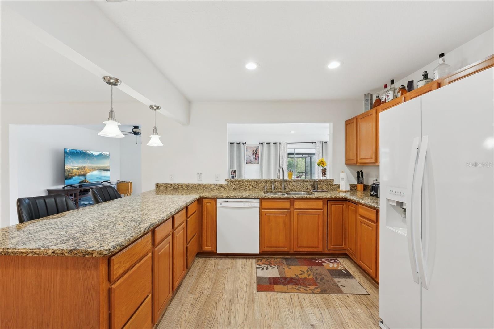 202 GRAYSON CT