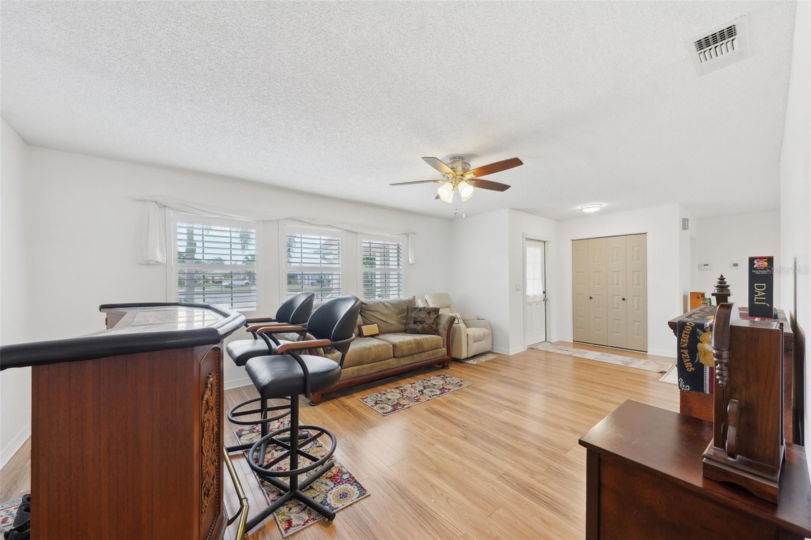 202 GRAYSON CT
