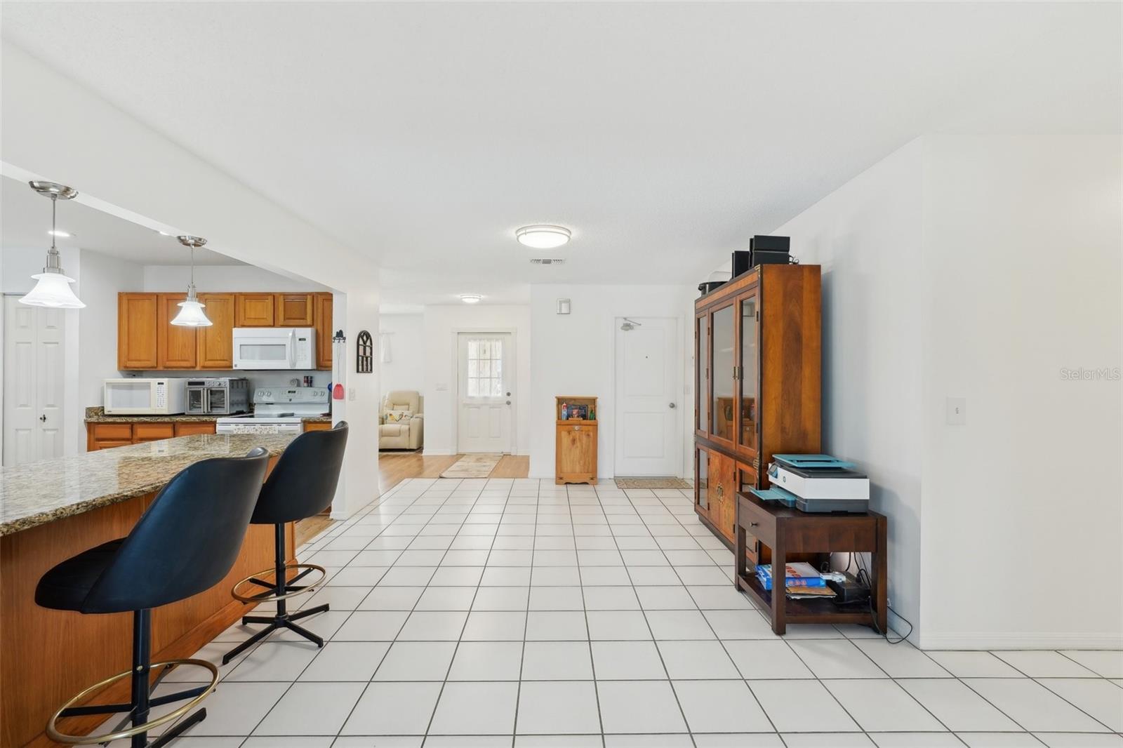 202 GRAYSON CT
