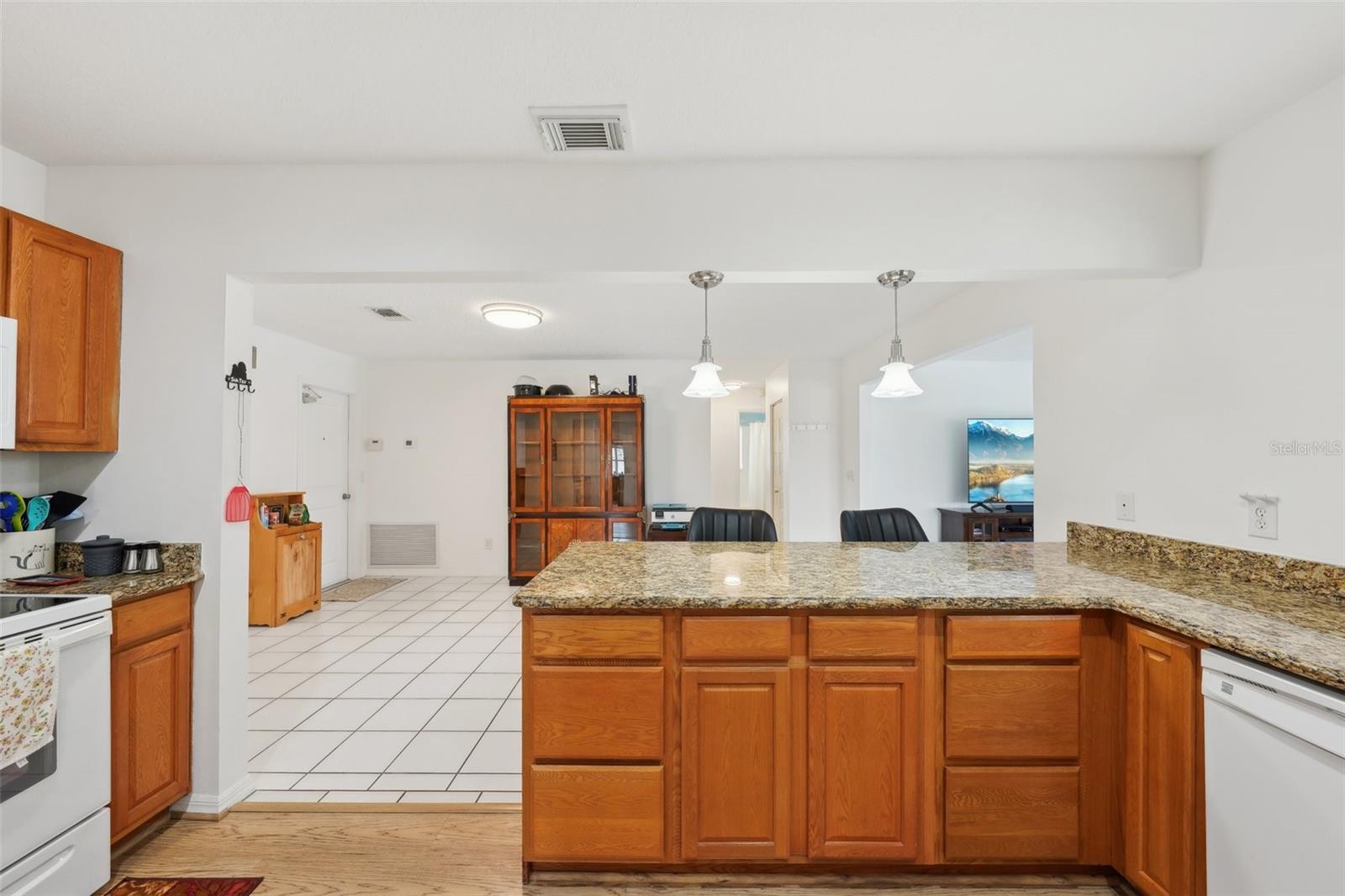 202 GRAYSON CT