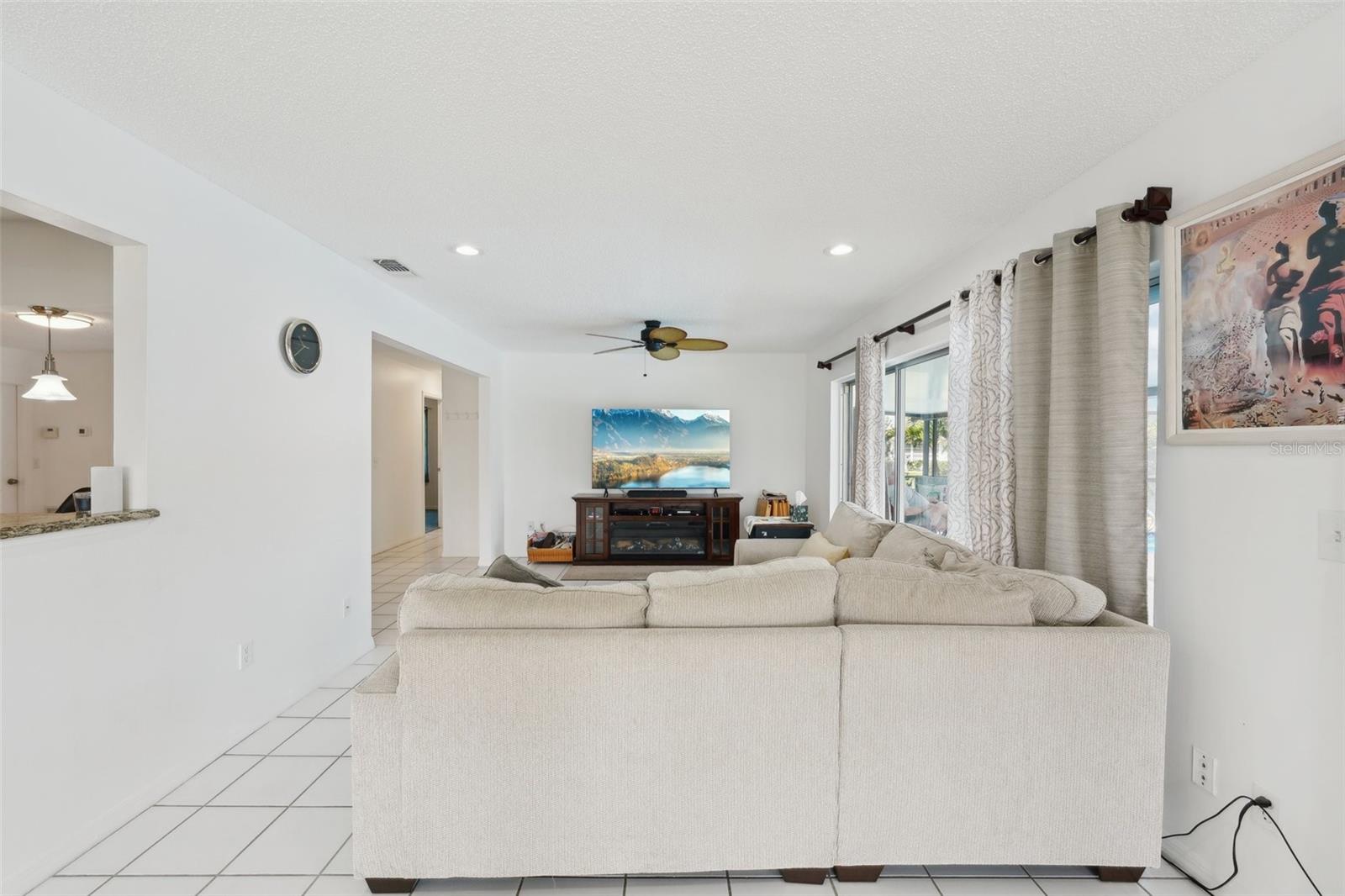 202 GRAYSON CT