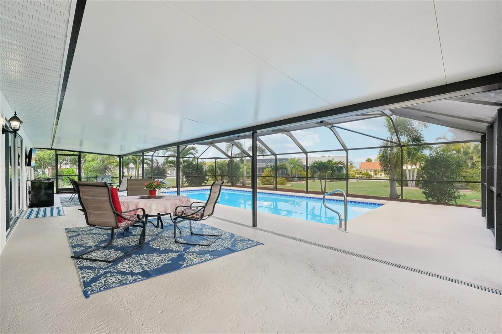 202 GRAYSON CT