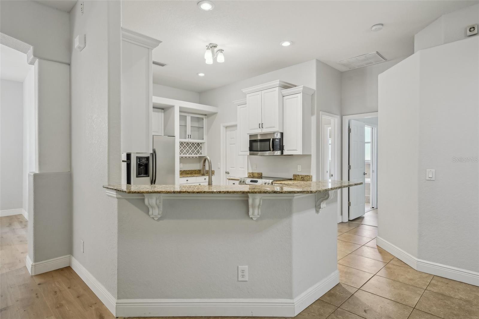 707 9TH AVE SW