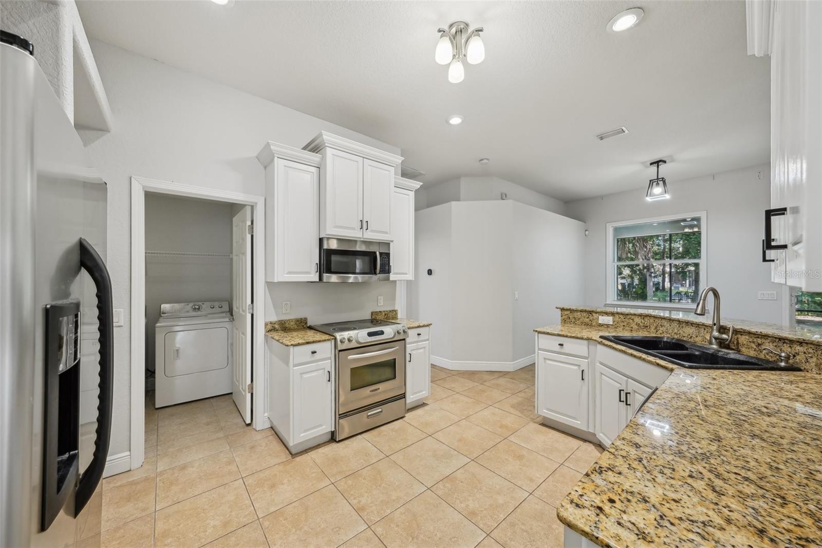 707 9TH AVE SW