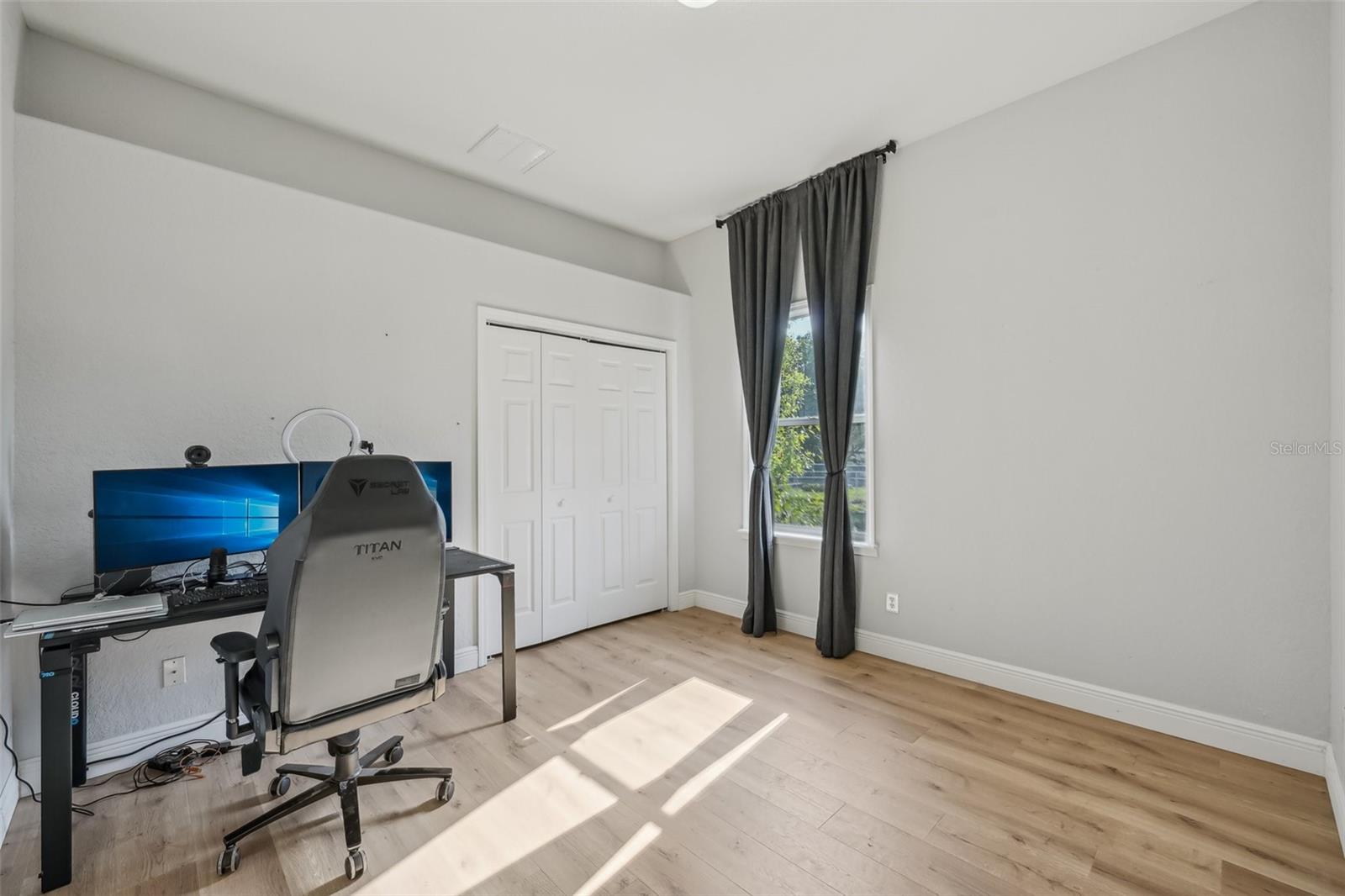 707 9TH AVE SW