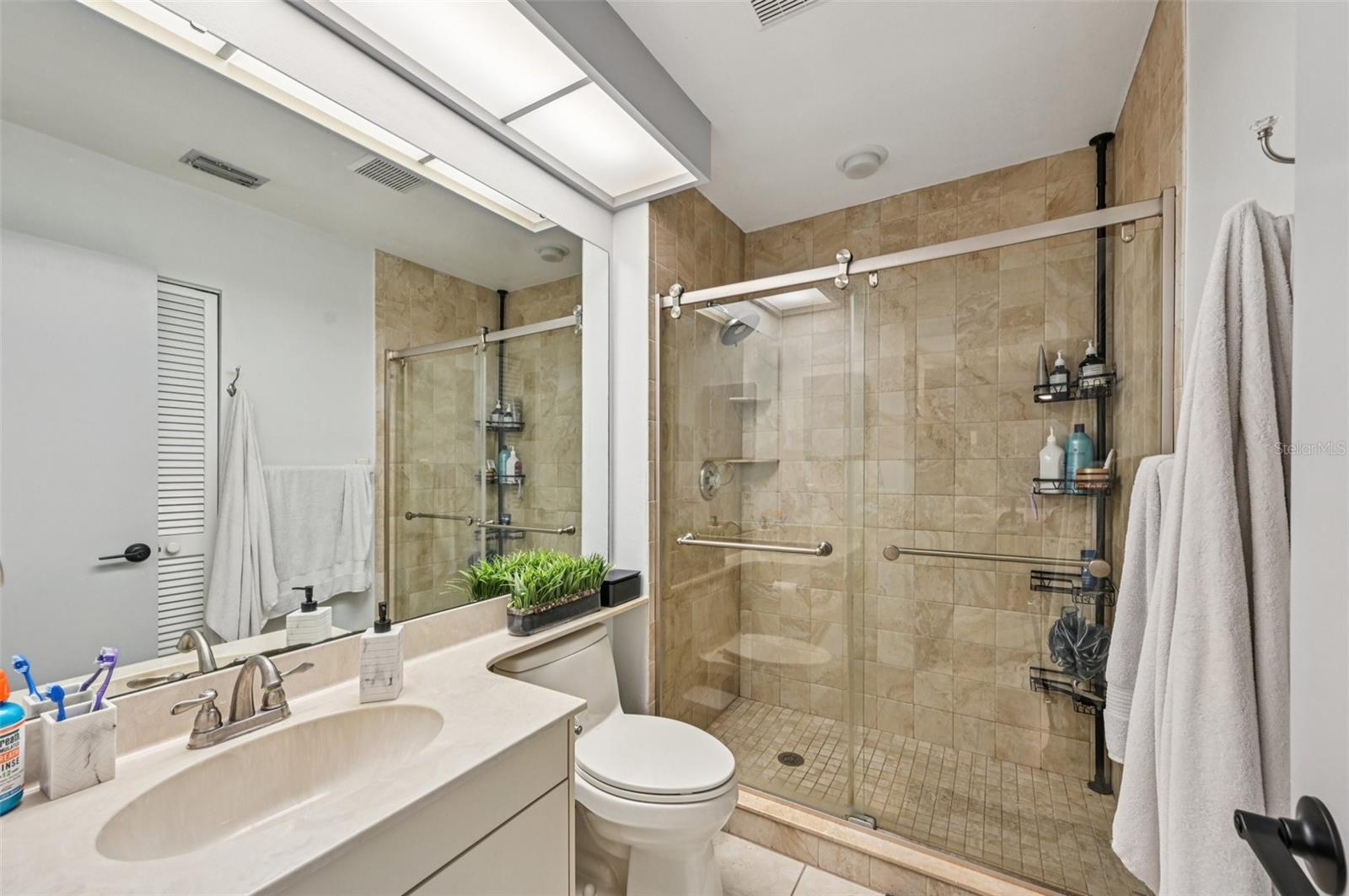 4735 WINSLOW BEACON #14