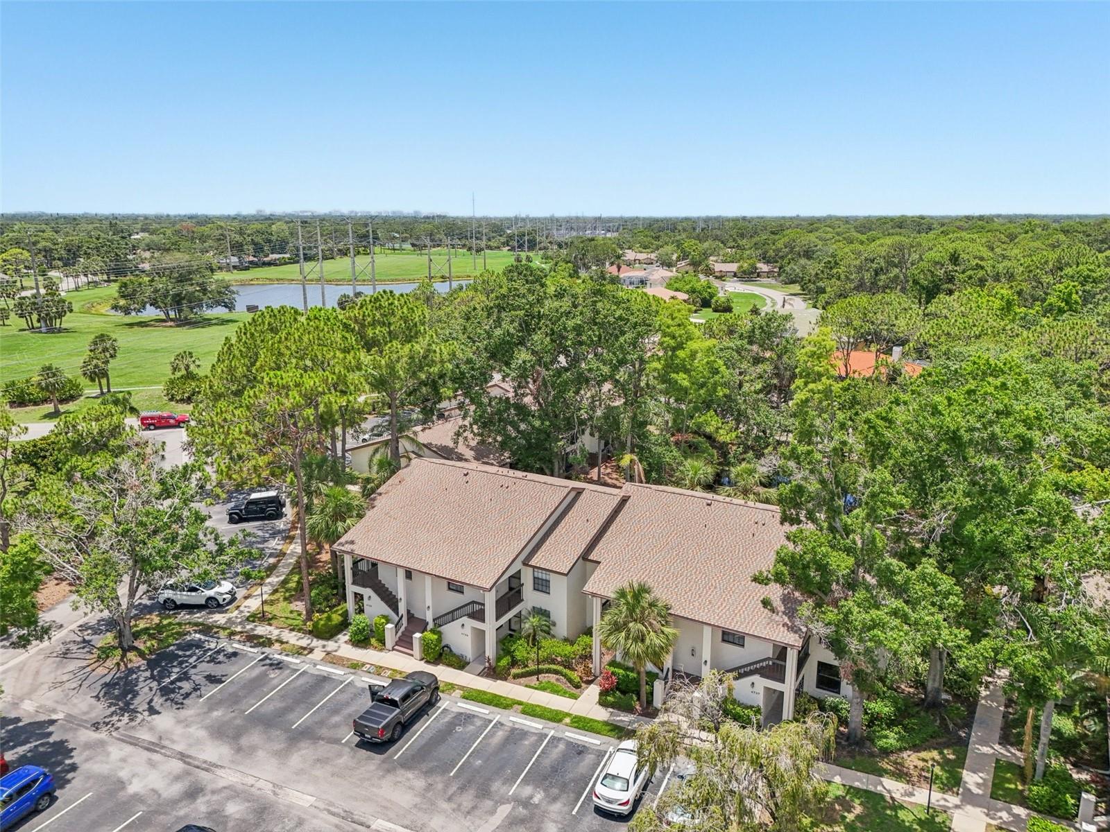 4735 WINSLOW BEACON #14