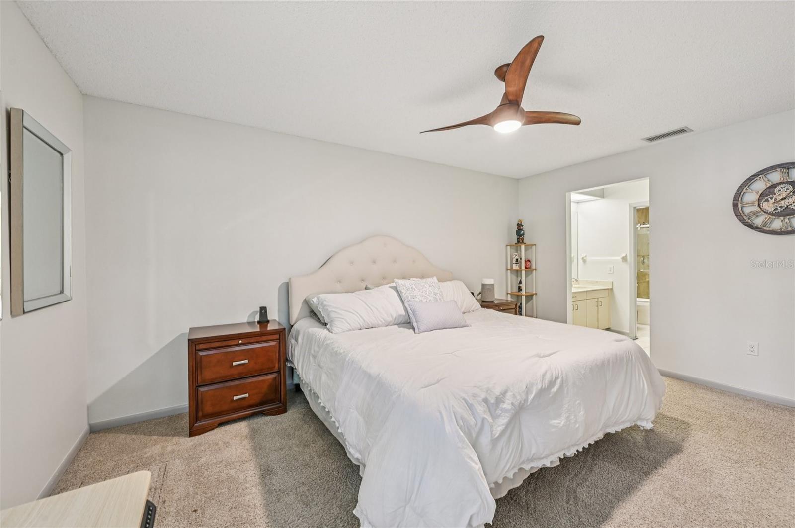 4735 WINSLOW BEACON #14