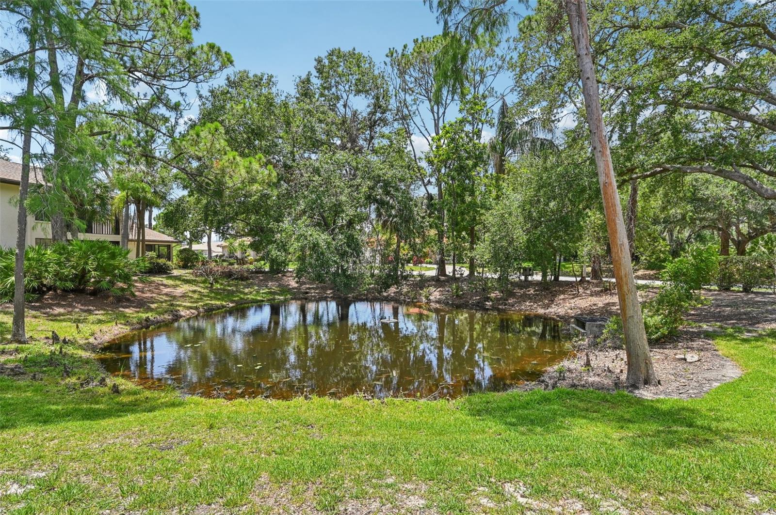 4735 WINSLOW BEACON #14