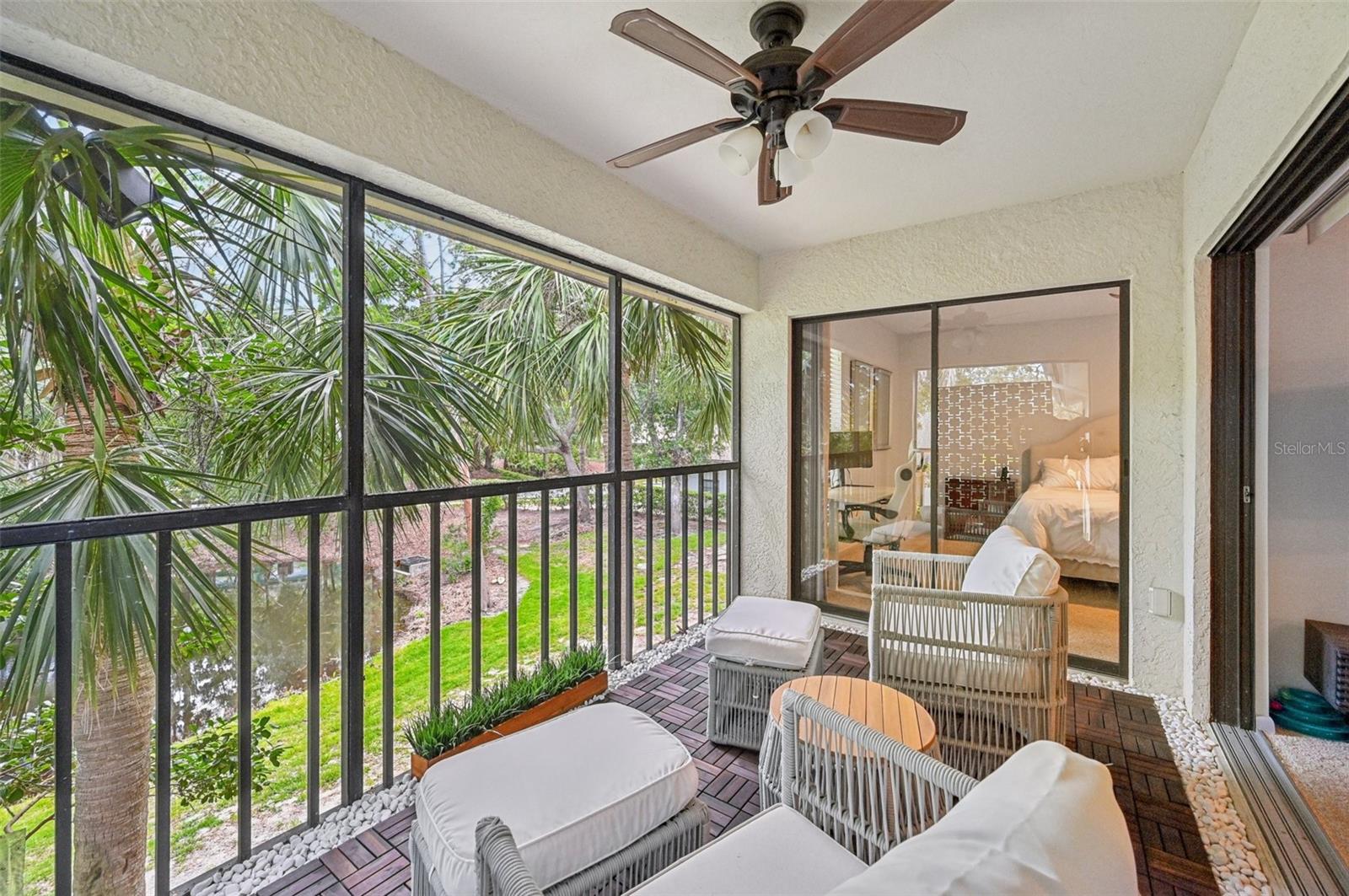 4735 WINSLOW BEACON #14