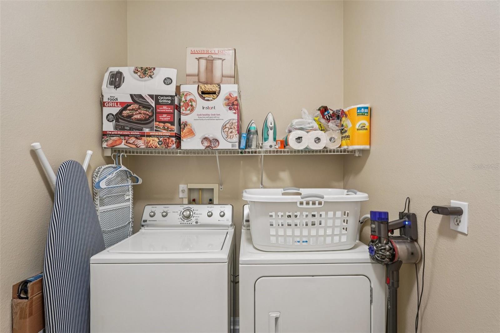 2032 INVERNESS GREENS DR #76