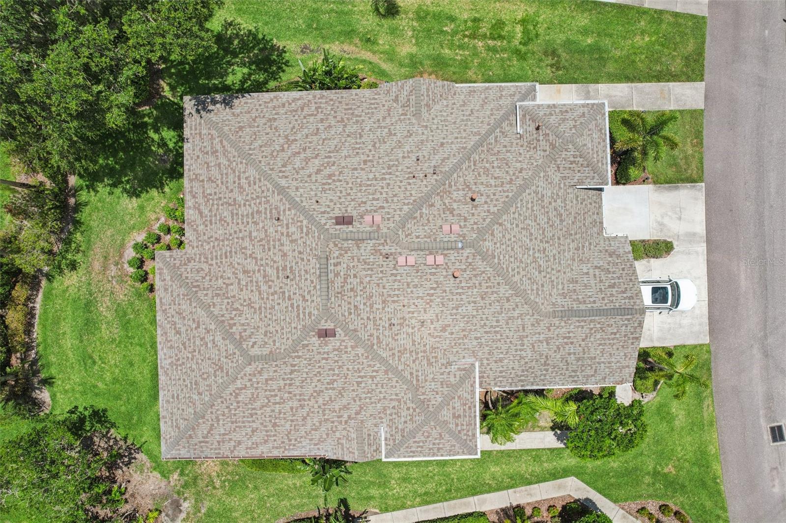 2032 INVERNESS GREENS DR #76