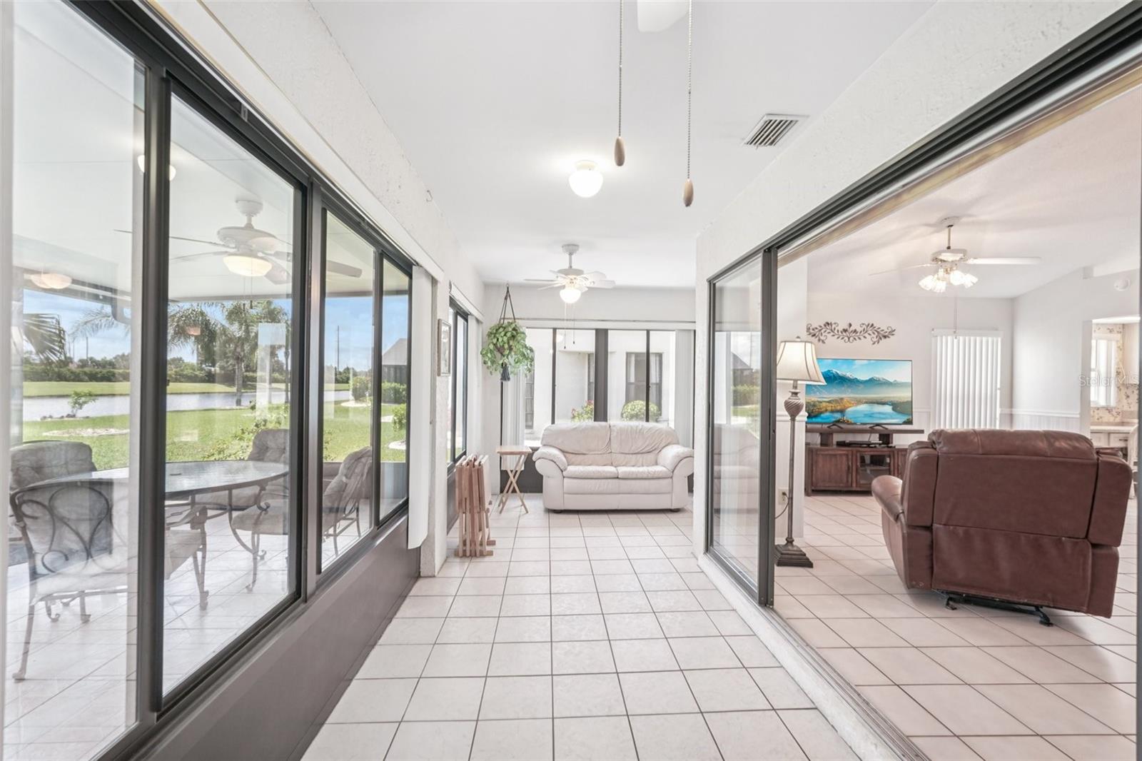 1901 E DEL WEBB BLVD