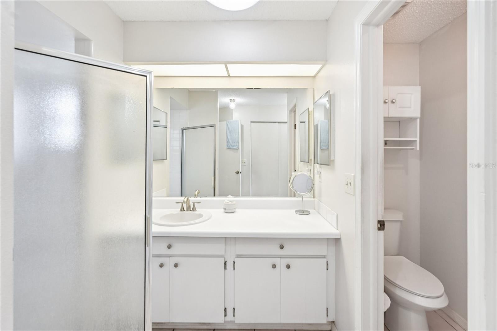 1901 E DEL WEBB BLVD