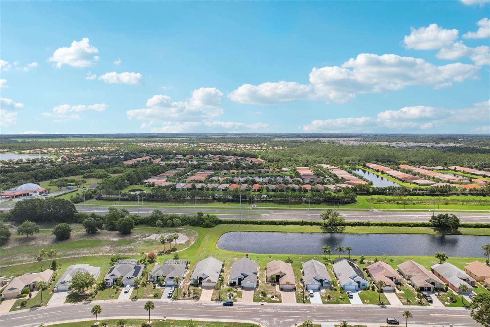 1901 E DEL WEBB BLVD