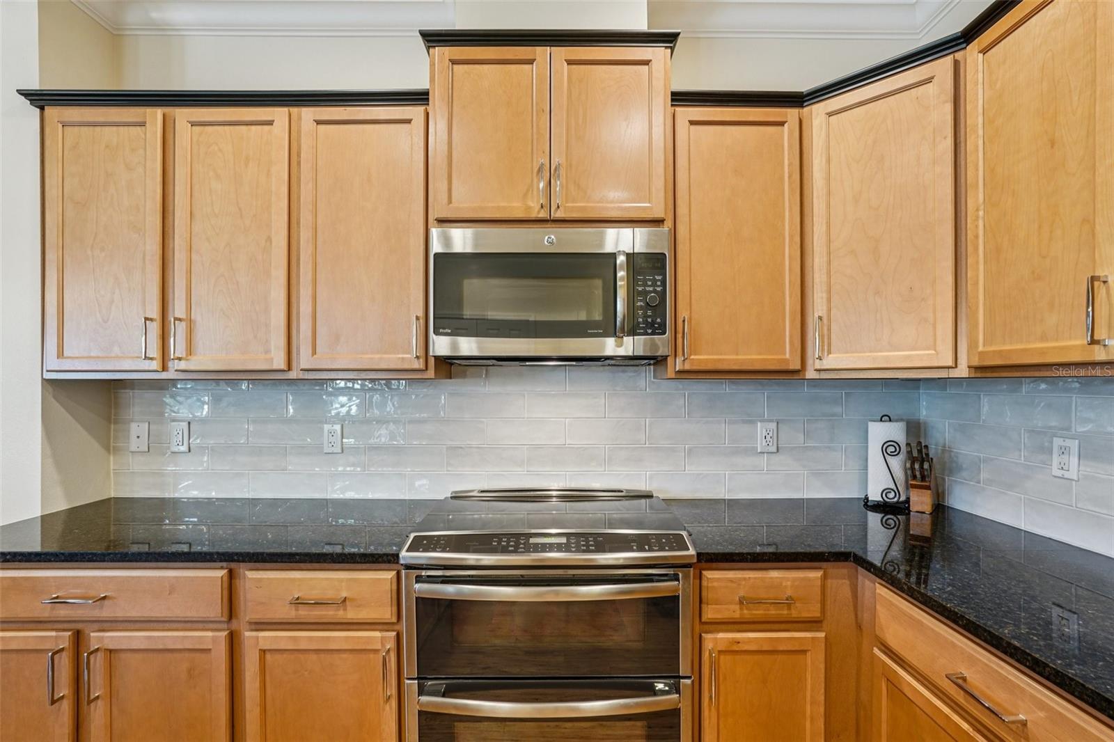 2427 NOTTINGHAM GREENS DR