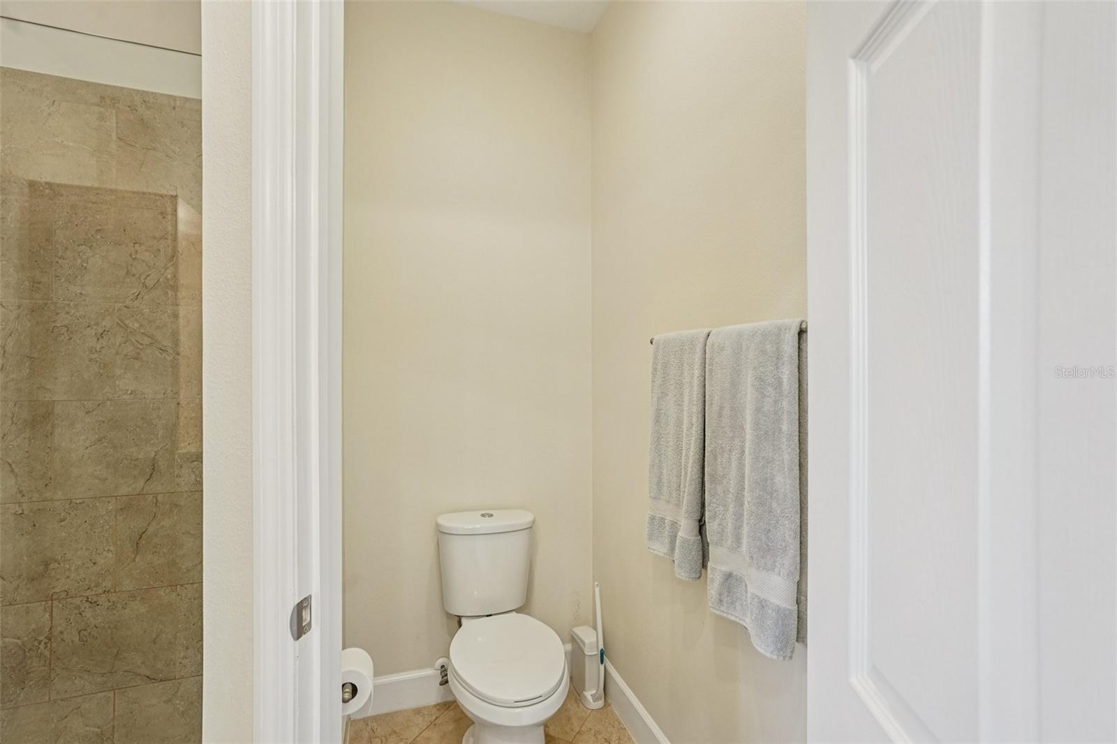 2427 NOTTINGHAM GREENS DR